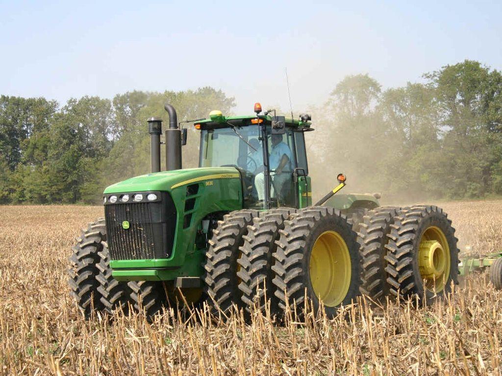 1024x768 Free download john deere tractor wallpaper border Car Picture [1024x768] for your Desktop, Mobile & Tablet. Explore John Deere Tractor Wallpaper. John Deere Wallpaper, John Deere Tractor Wallpaper Border
