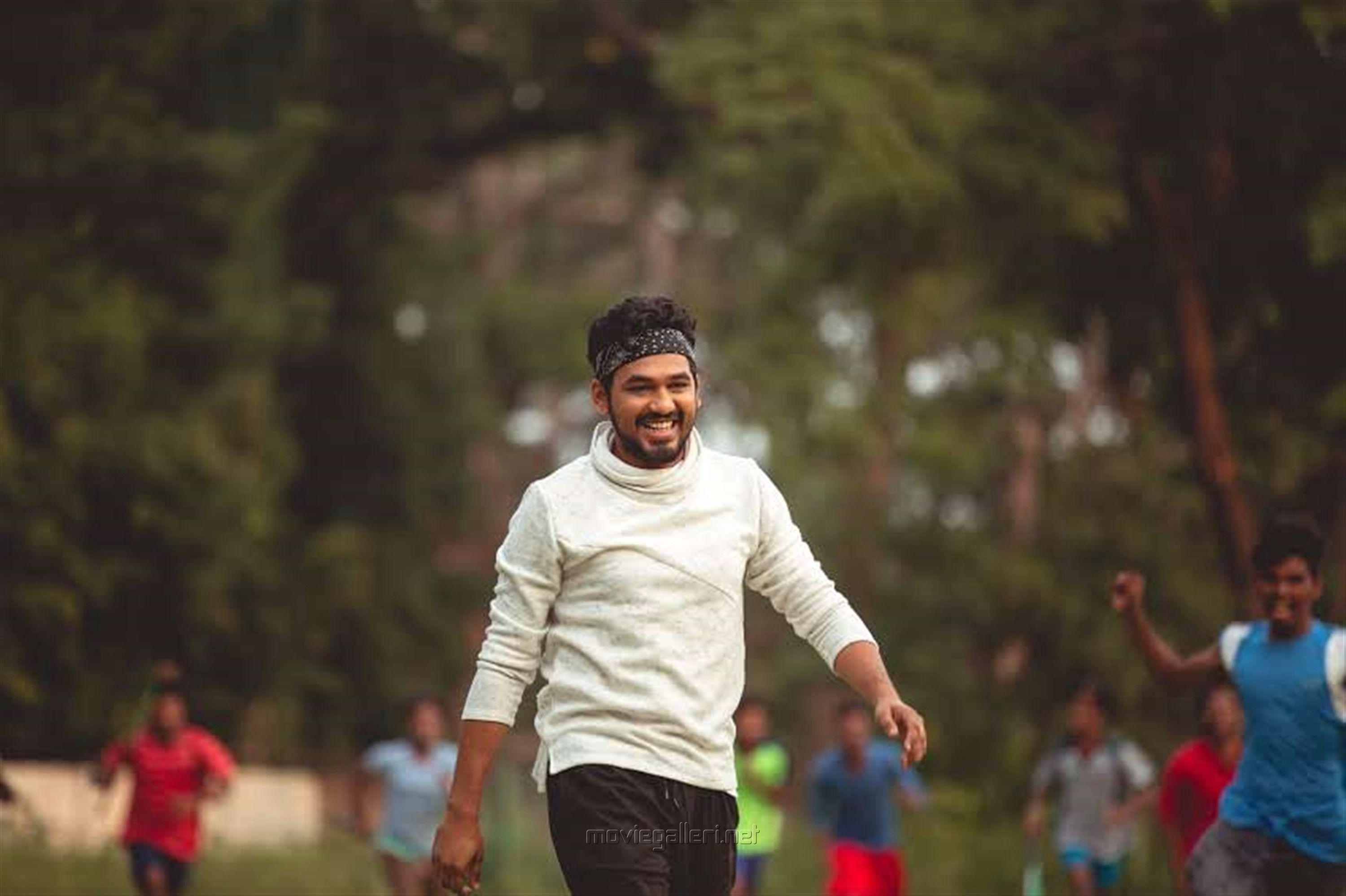 3000x1999 Natpe Thunai Movie Stills HD. Hiphop Tamizha. Anagha. New Movie Posters