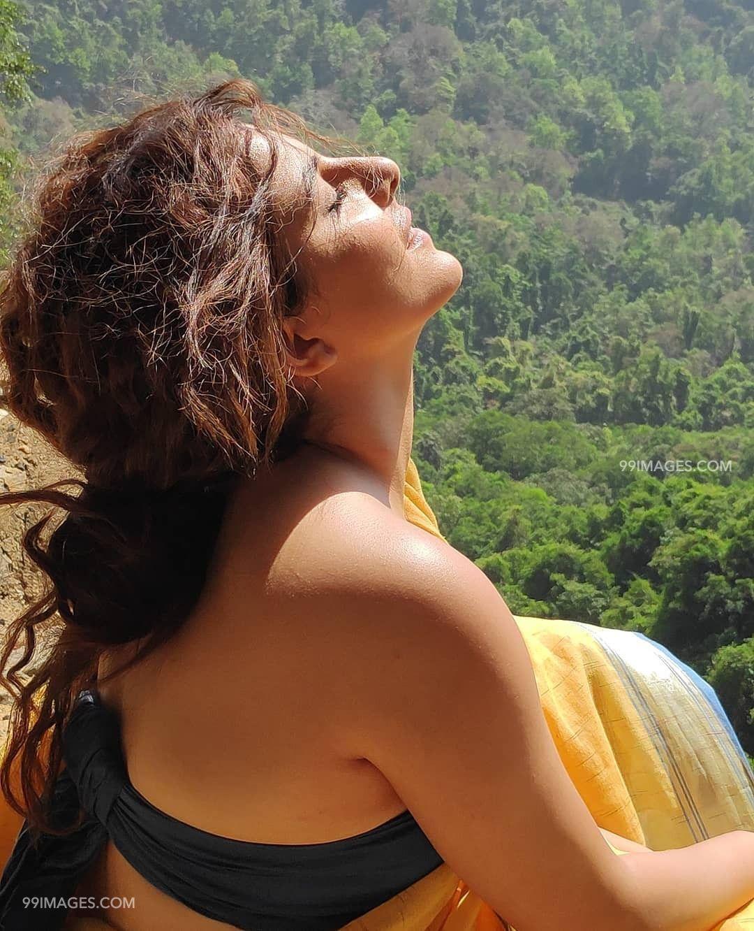 1080x1332 Isha Talwar HD Wallpaper (Desktop Background / Android / iPhone) (1080p, 4k) (1080x1332) (2020)