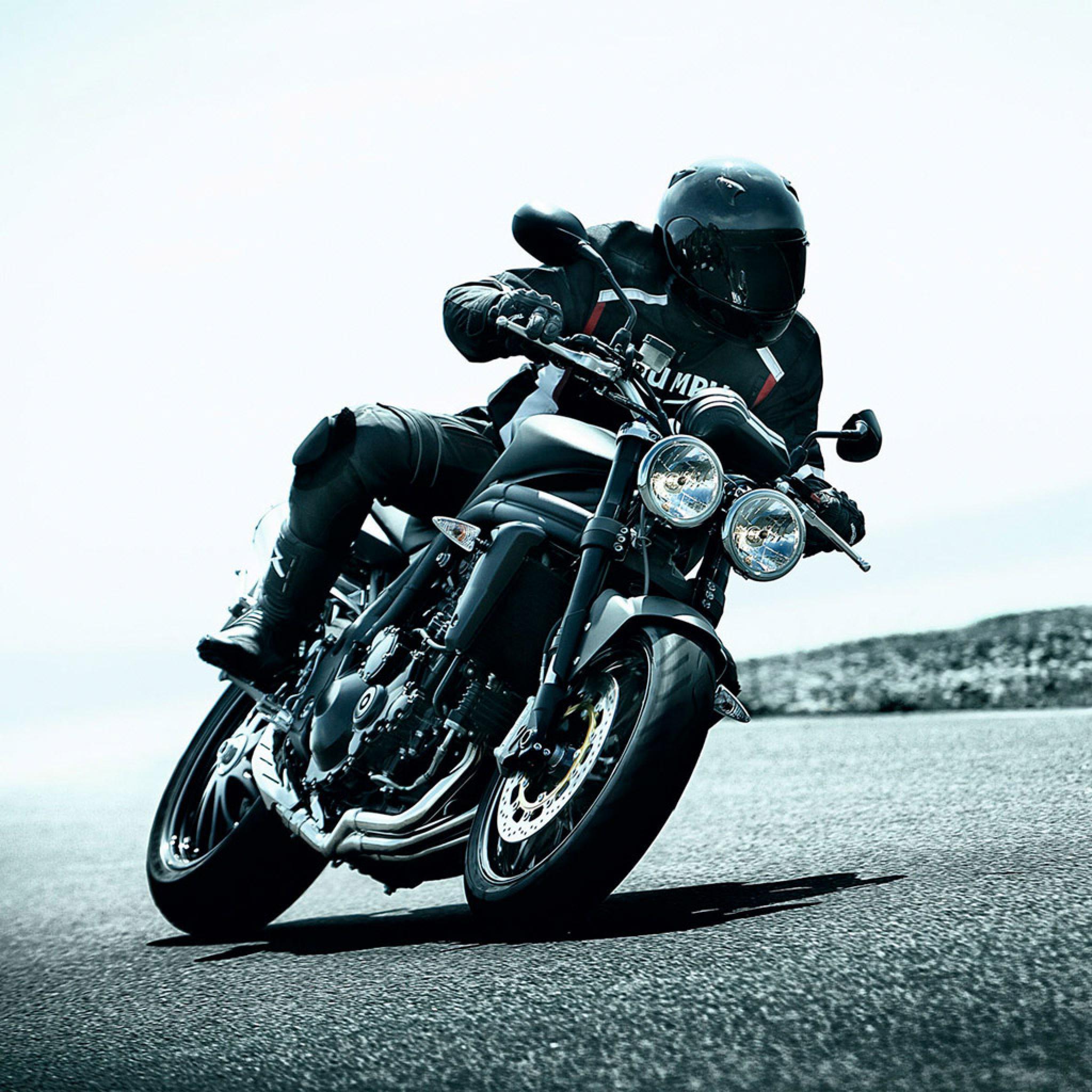 2048x2048 Motorbikes Speed Triple Motorcycle iPhone HD Wallpaper Free