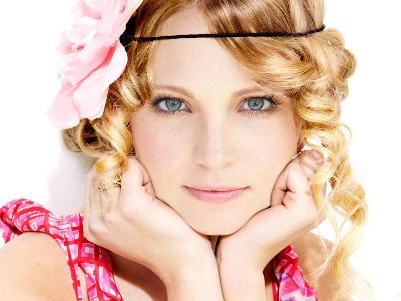 1280x960 Candice Accola
