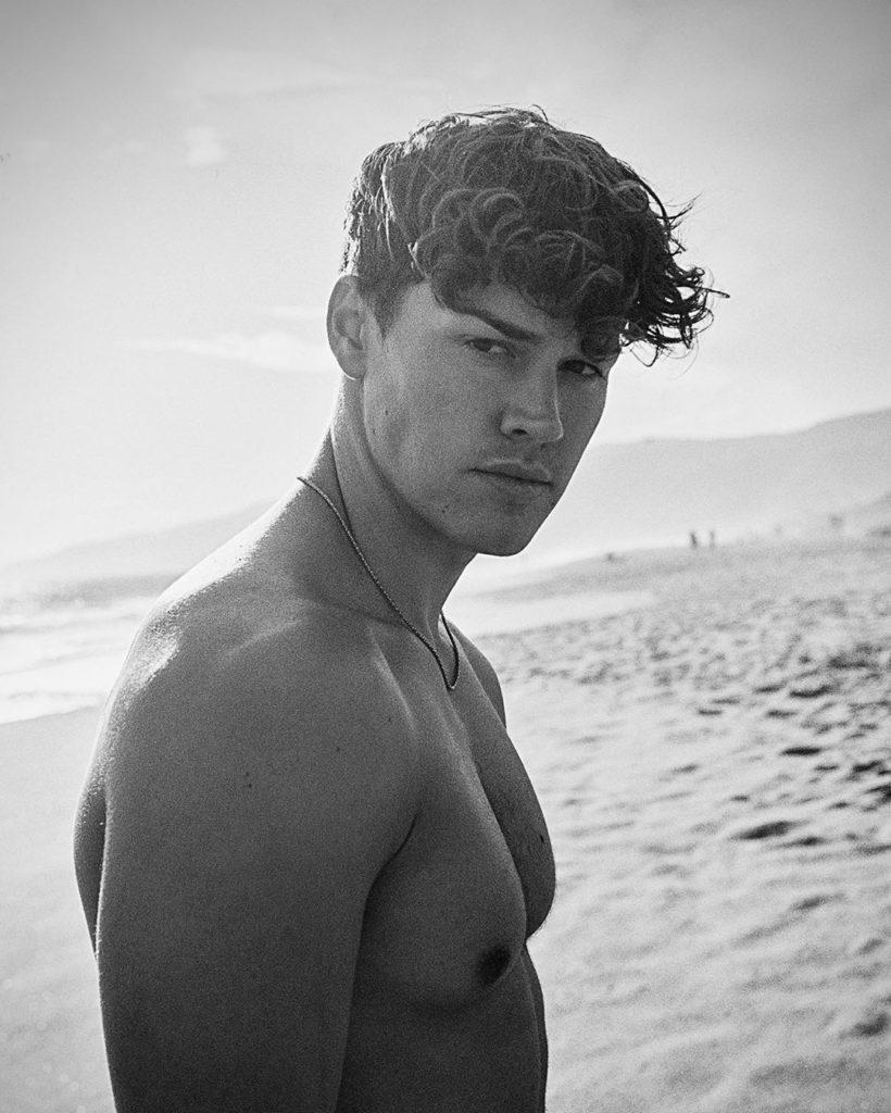 820x1024 Noah Beck (Tik Tok Star) Biography, Age, Girlfriend, Photo. TikTokMagazine Tok Magazine
