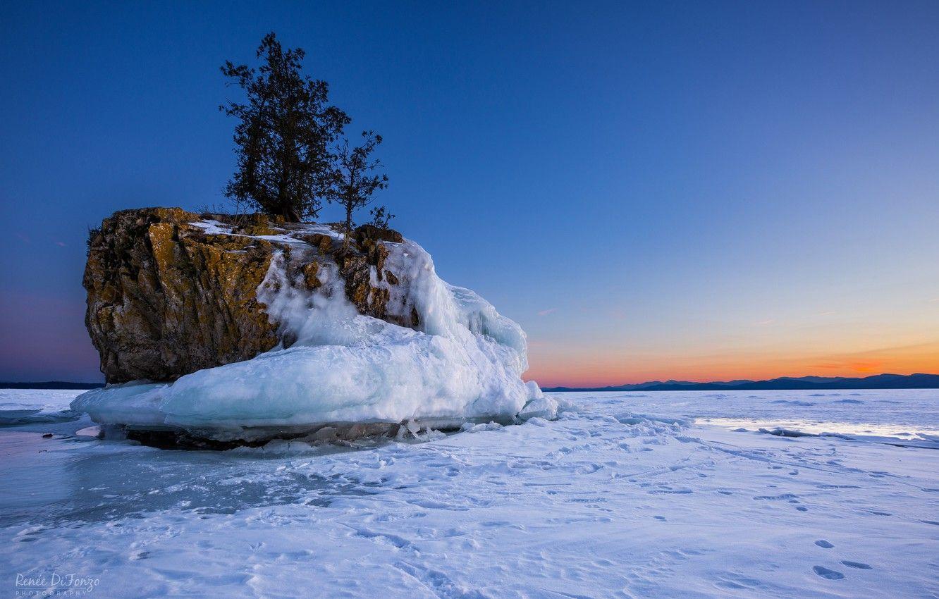 1332x850 Wallpaper winter, snow, trees, sunset, rock, lake, ice, Burlington, Vermont, Vermont, Burlington, Lake Champlain, Lake Champlain image for desktop, section пейзажи