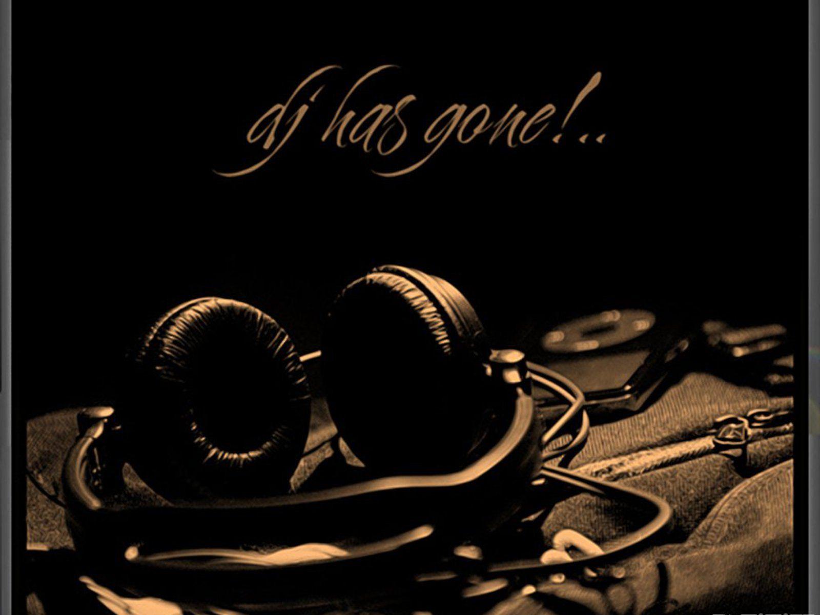 1600x1200 DJ Desktop Wallpaper