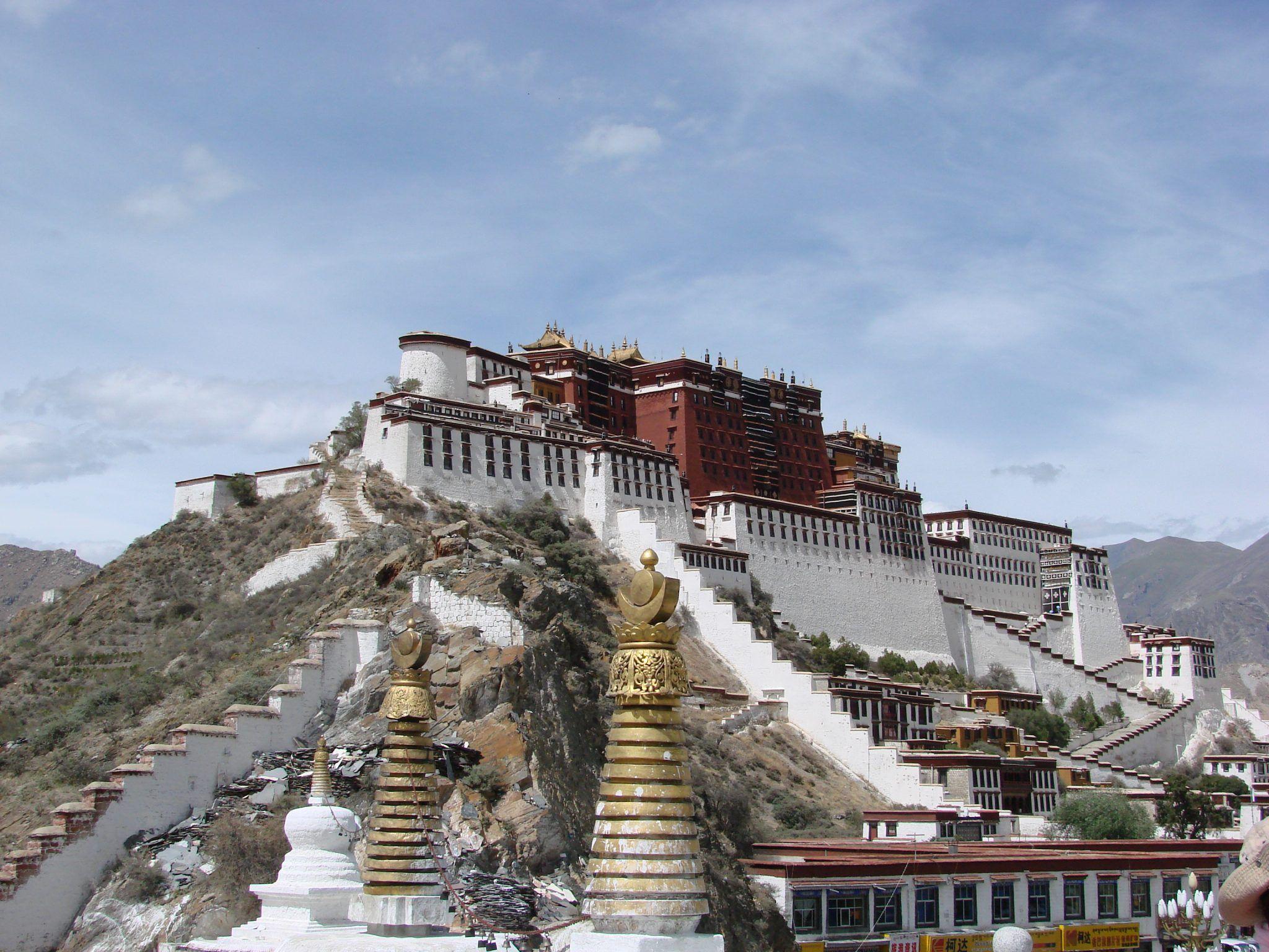 2048x1536 Potala Palace