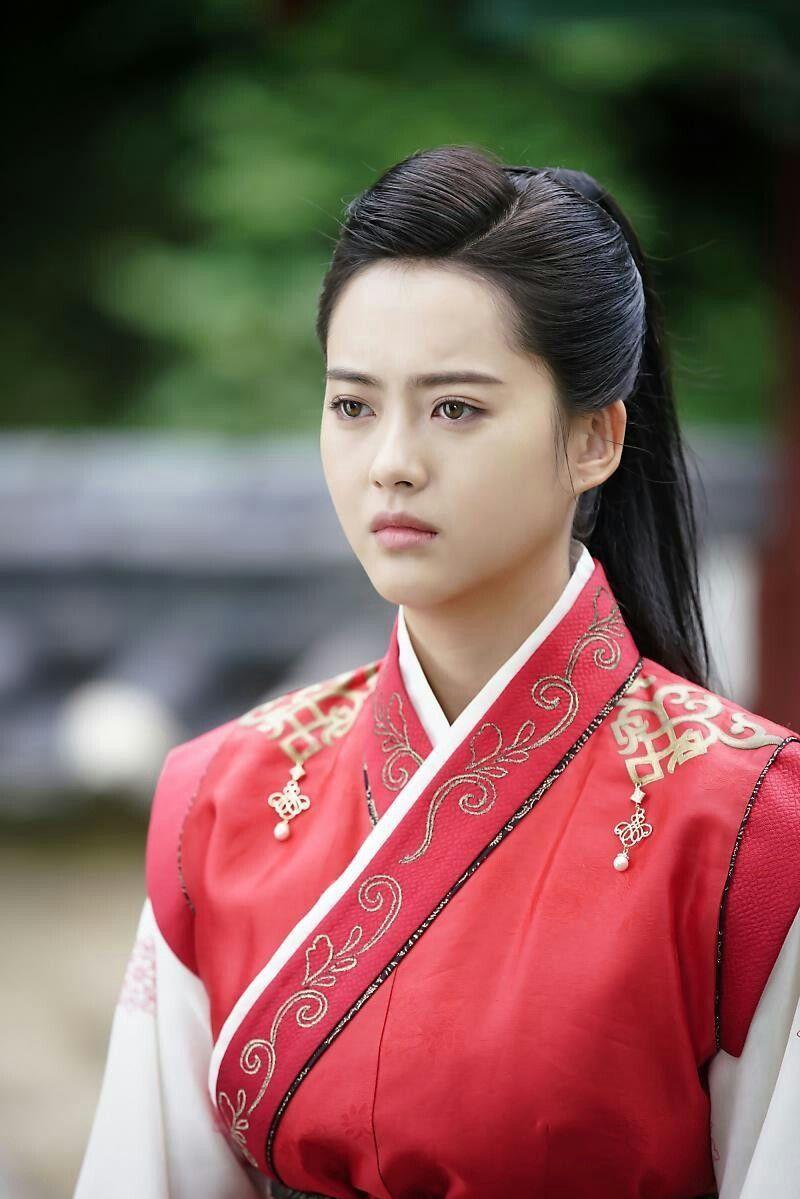 800x1199 Go Ara Wallpaper