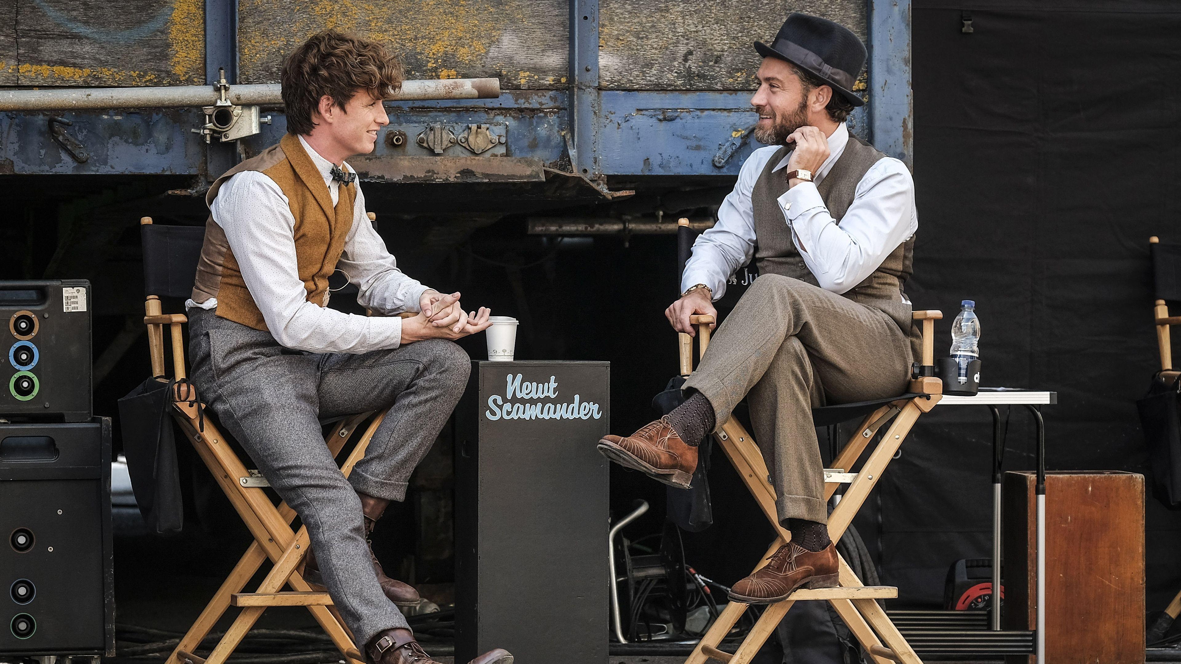 3840x2160 Fantastic Beasts 2 Newt Scamander Eddie Redmayne and Albus Dumbledore Jude Law 4K