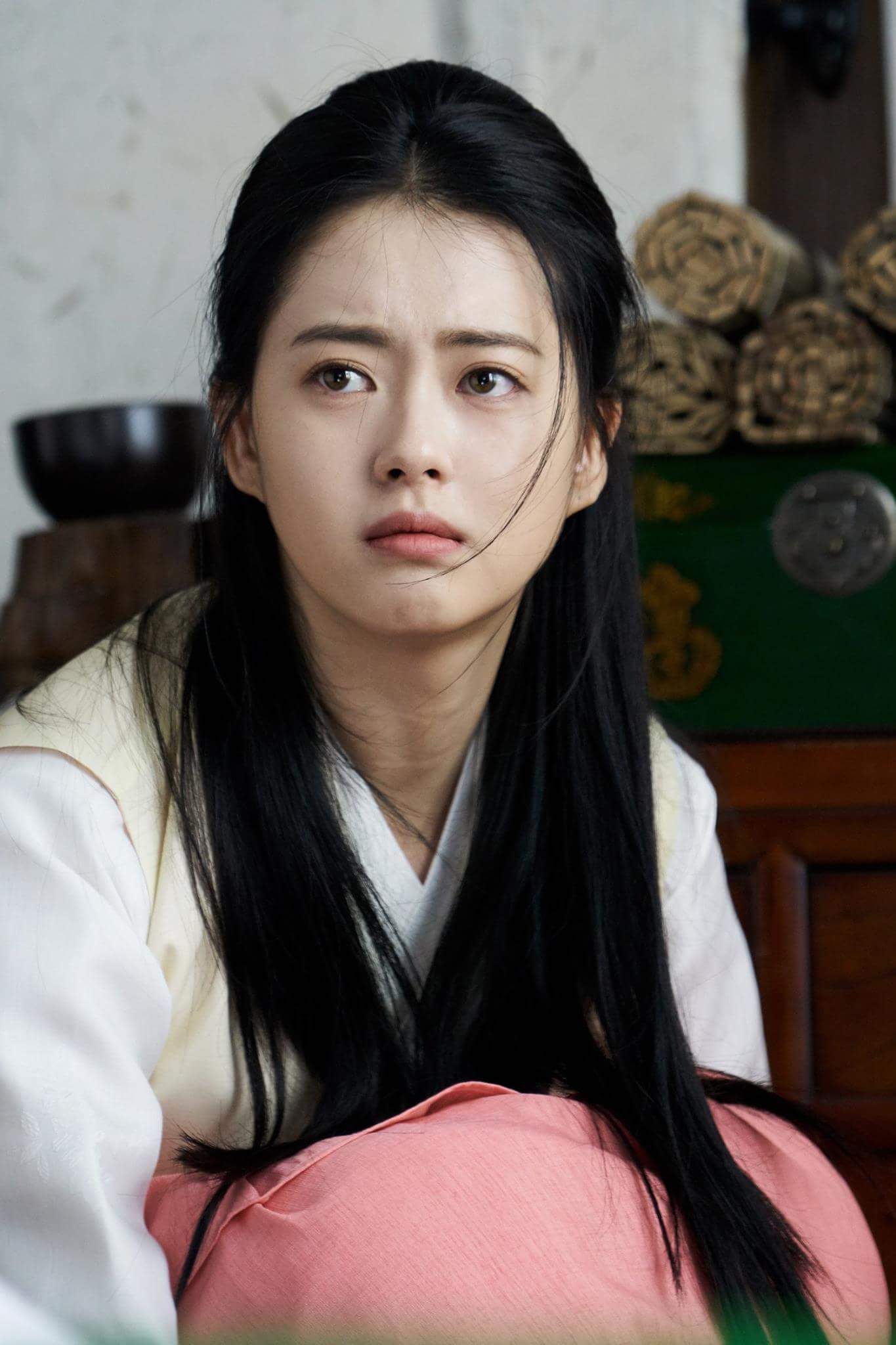 1365x2048 Kdramas. Hwarang, Go ara, Korean actors