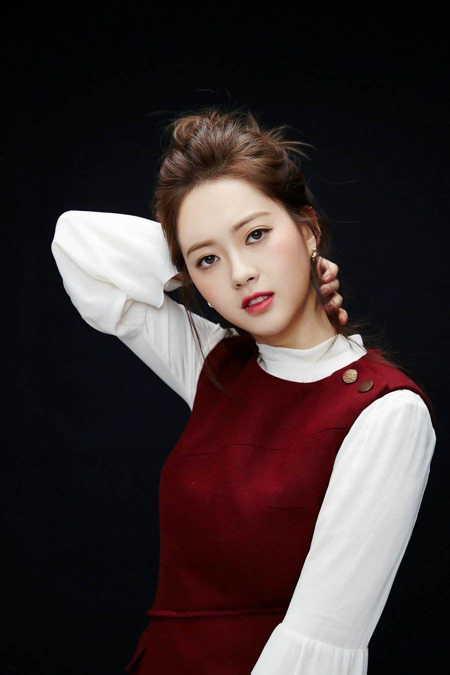 900x1350 Go Ara (고아라) HanCinema - The Korean Movie and Drama Database. Go ara, Korean actresses, Actresses