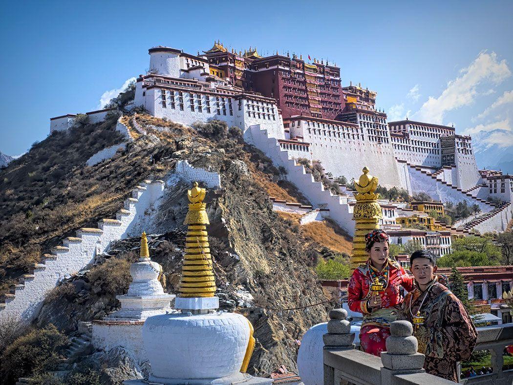 1050x788 Climbing to the top of the Potala Palace In The Donut Cultural Travel. Lhasa tibet, Tibet, Lhasa