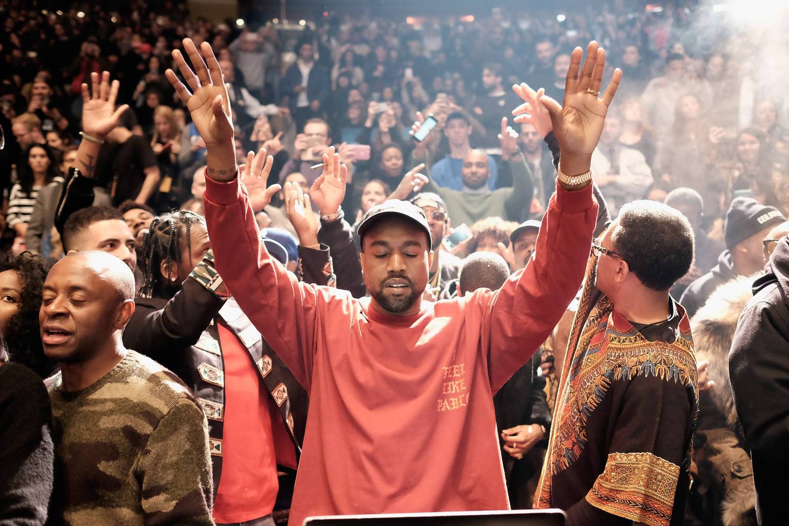 Desktop Wallpaper Kanye West, Rapper, Performing, Hd Image, Picture,  Background, Roamvd