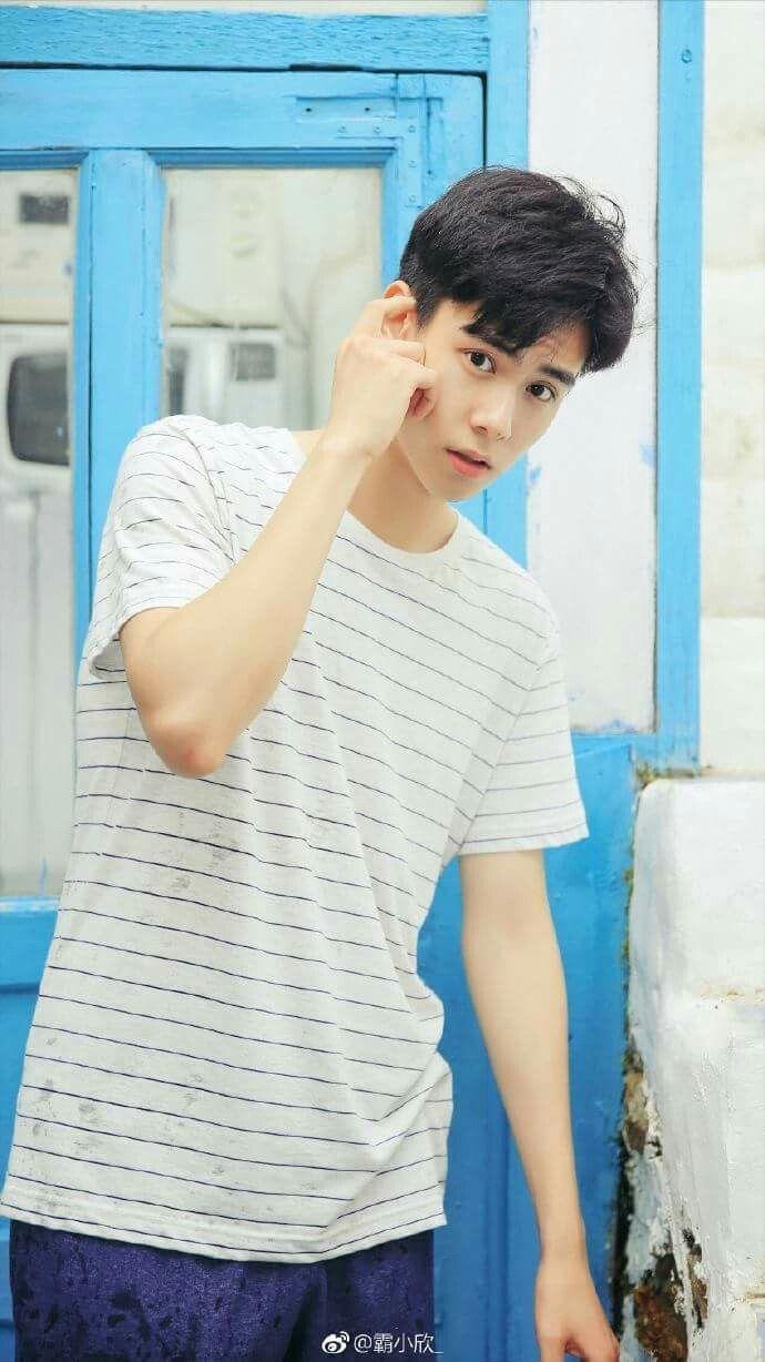 690x1228 Aesthetic Yitian. Fotografi teman, Fotografi remaja, Selebritas