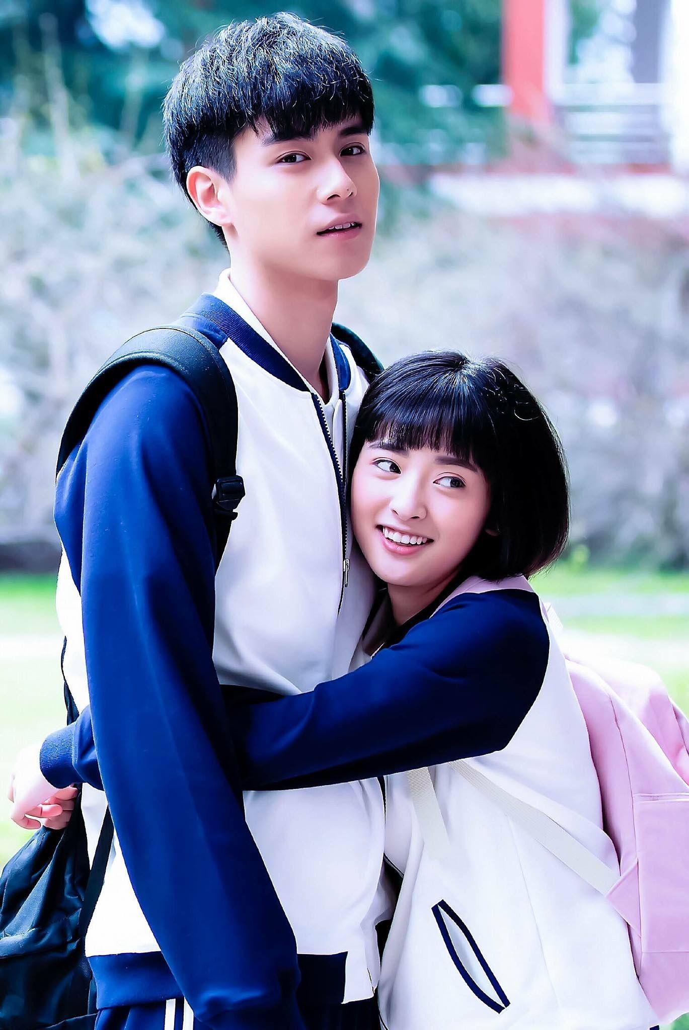 1369x2048 Hu Yitian And Shen Yue HD Wallpaper