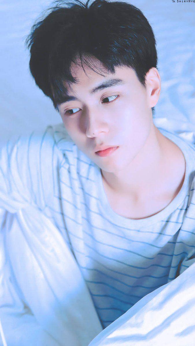 675x1200 江晨 Yi Tian's looks are ethereal. is he even human? #JiangChen #HuYiTian #ALoveSoBeautiful #ChenXiaoxi #ShenYue