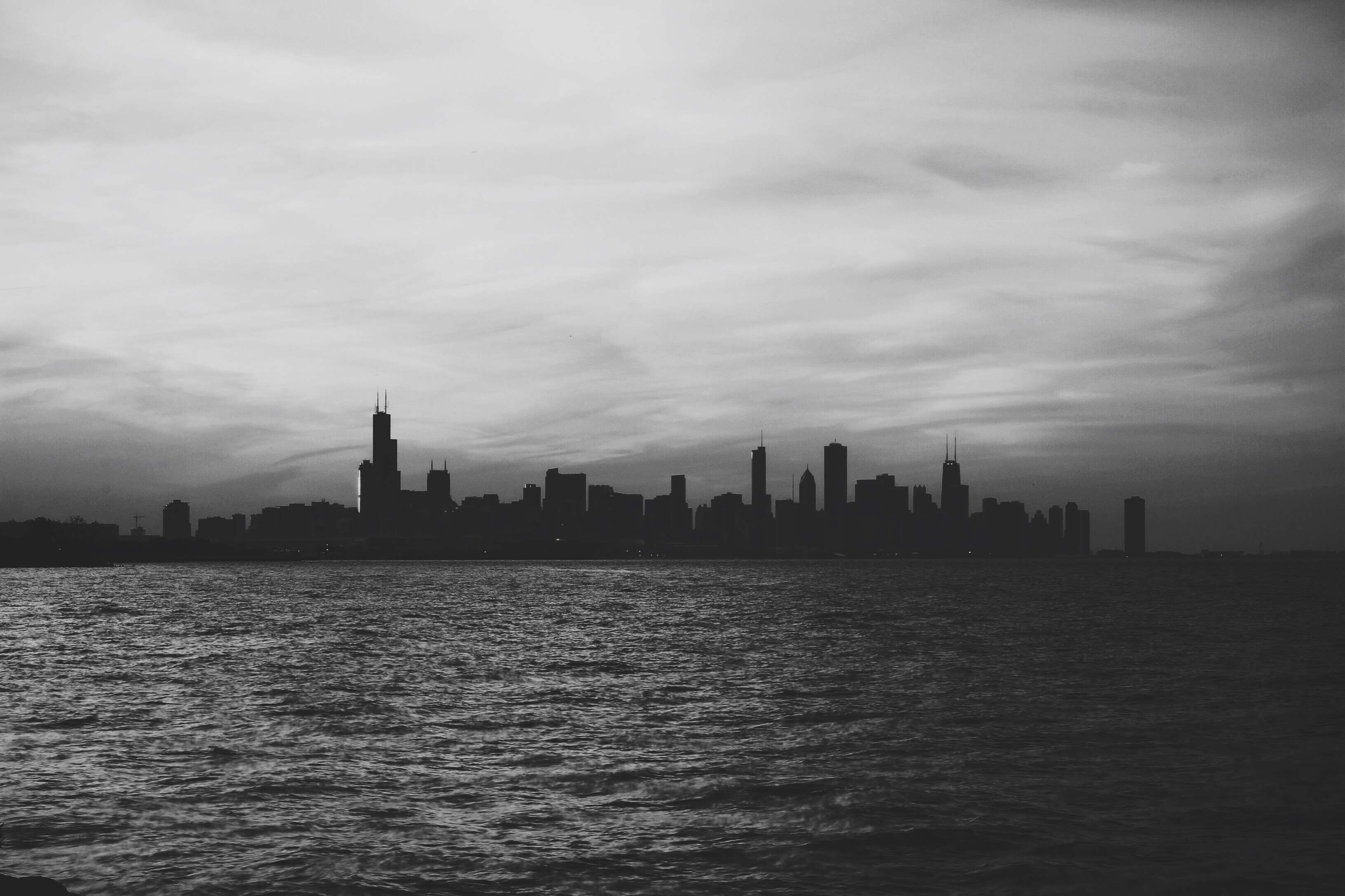 3264x2176 black and white, city, new york, river, sea, skyline wallpaper
