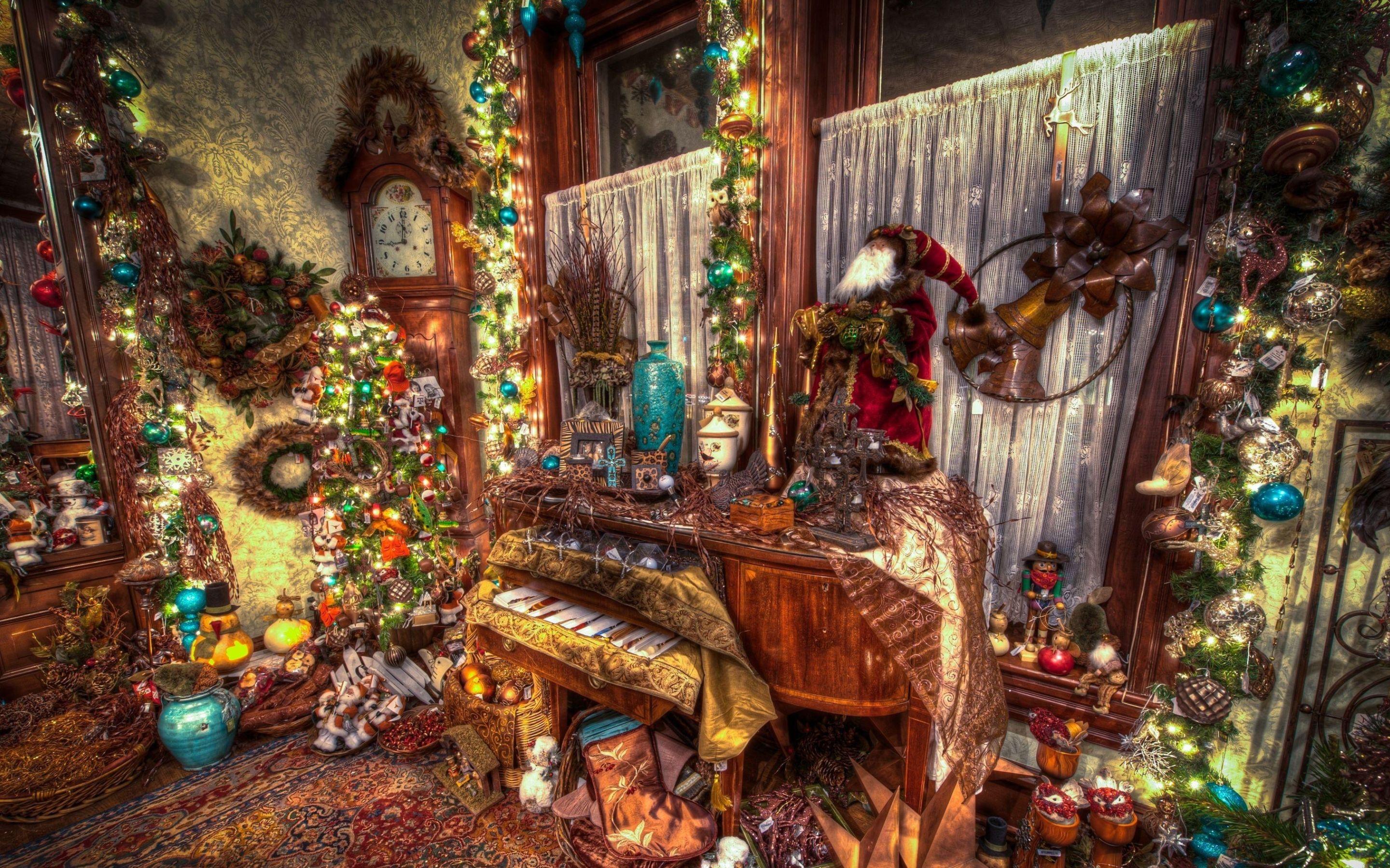 2880x1800 lodgings, christmas tree, clock Macbook Pro Retina Wallpaper, HD Holidays 4K Wallpaper, Image, Photo and Background