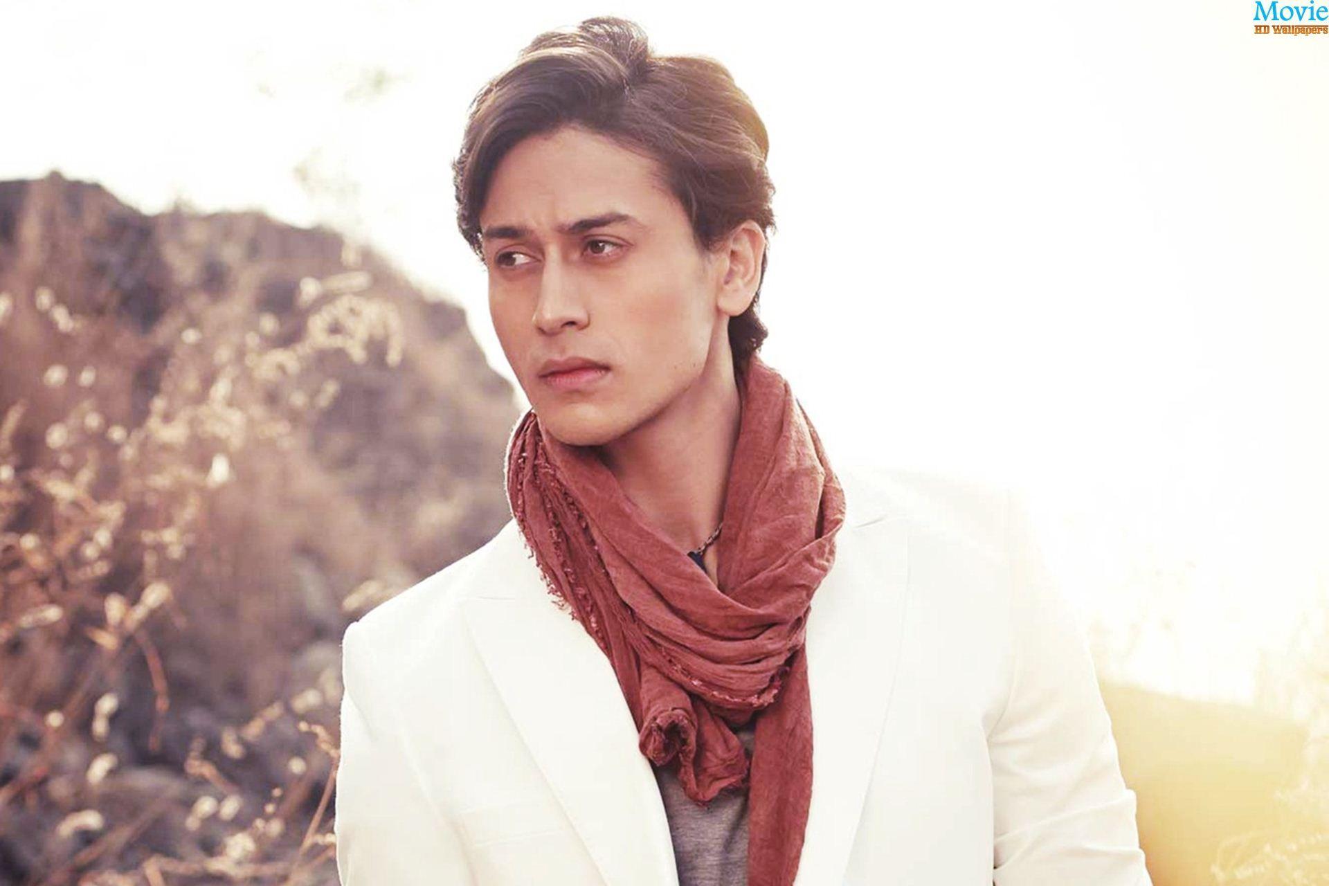 1920x1280 Heropanti