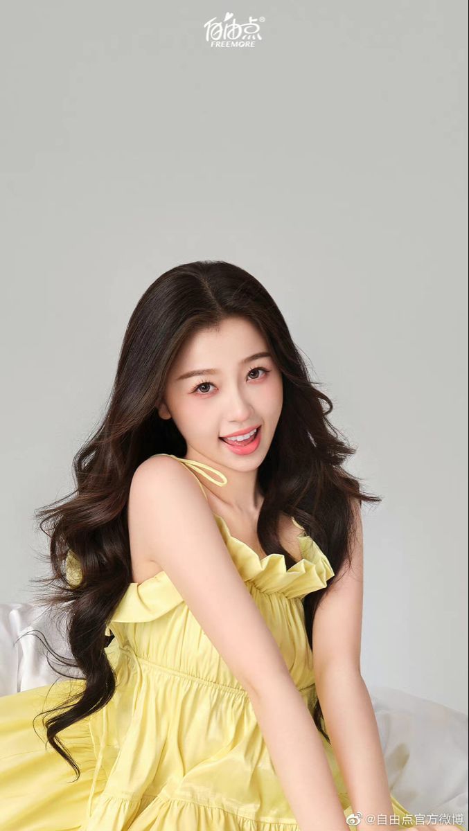 677x1200 Esther yu hair. Esther yu and dylan wang wallpaper, Romantic ruffles ruffled dress, Yu xi