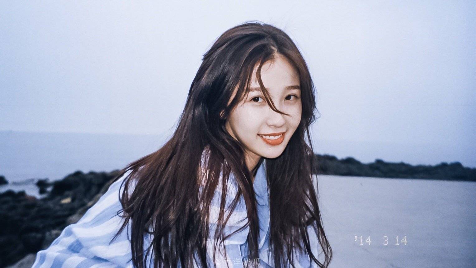 1529x860 Esther Yu Wallpaper