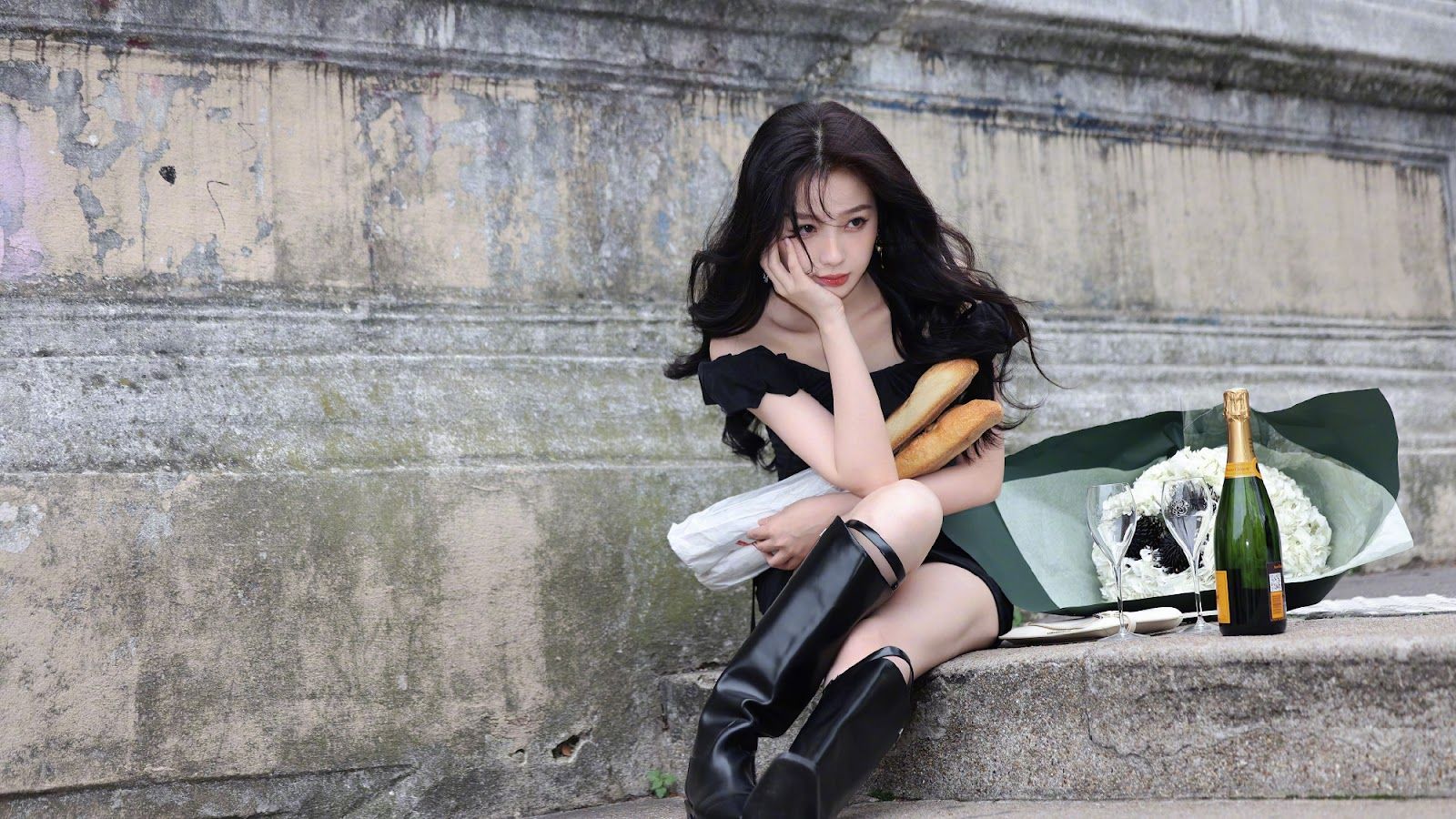 1600x900 China Entertainment News: Esther Yu at promo event