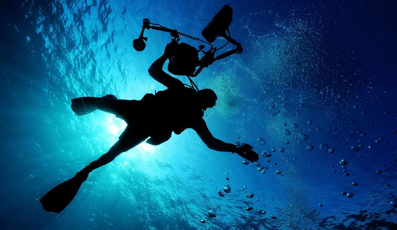 1280x744 Free Deep Diving & Diving Image