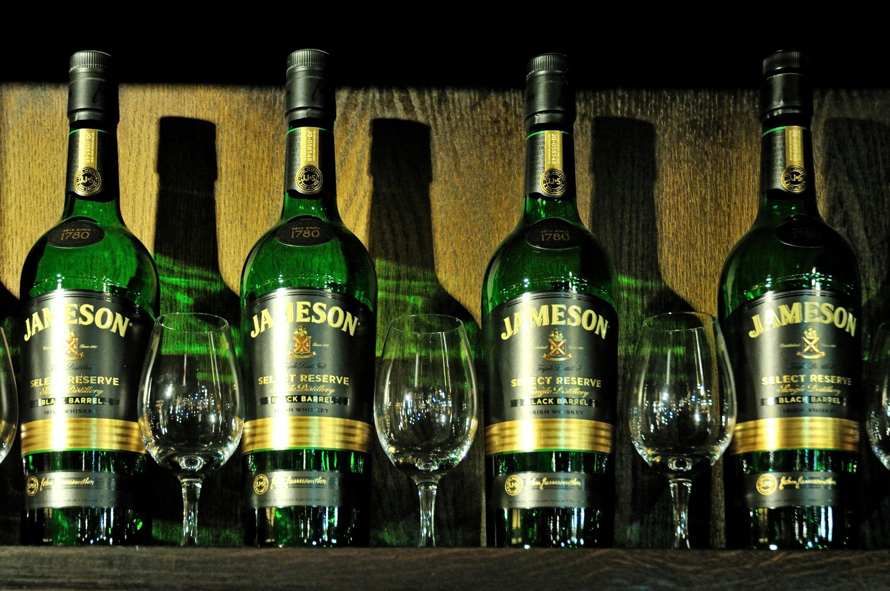 3000x1993 Jameson Whiskey Picture. Download Free Image