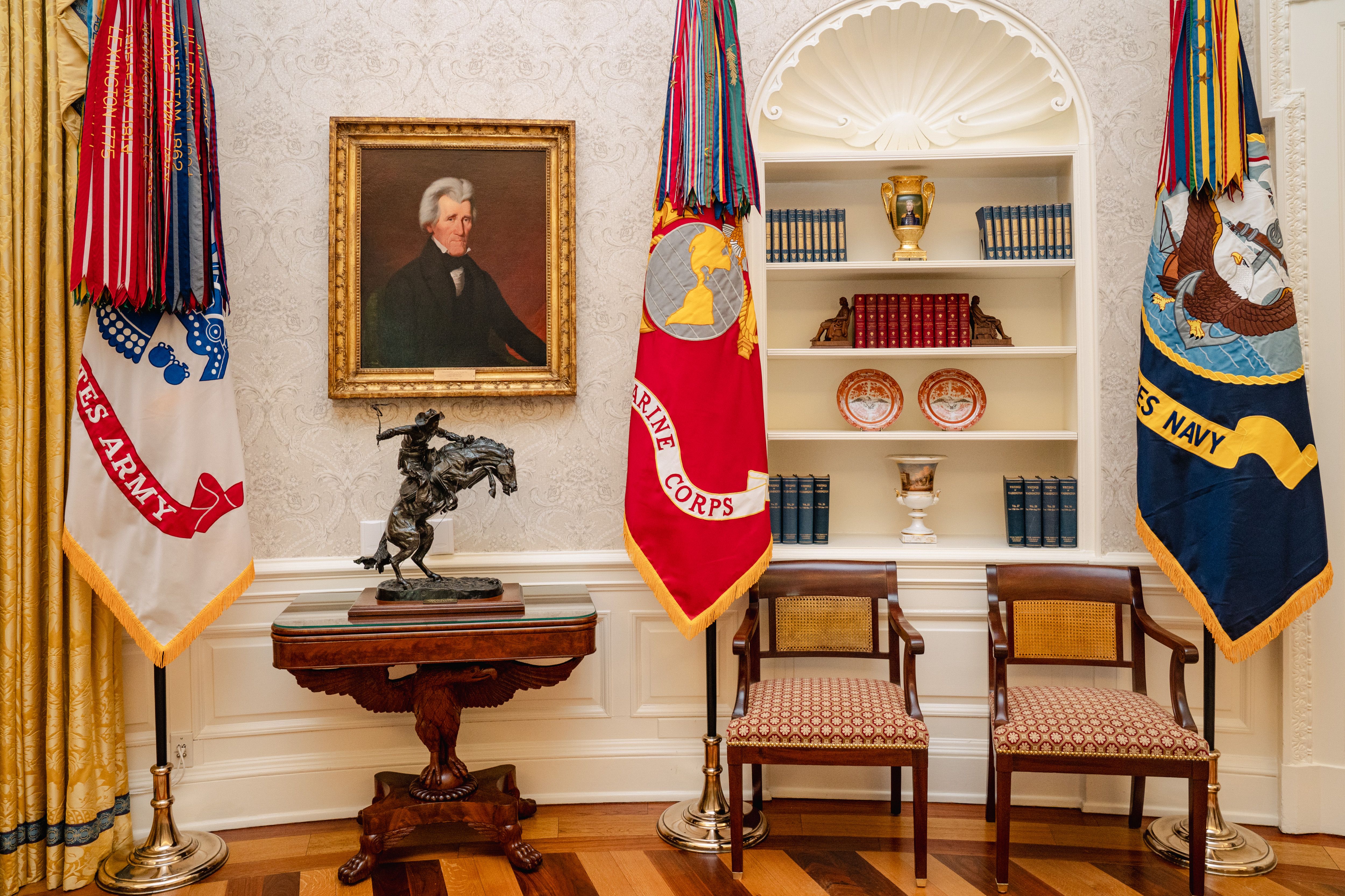 5000x3333 See inside Trump's revamped Oval Office, showcasing personal touches, family photo