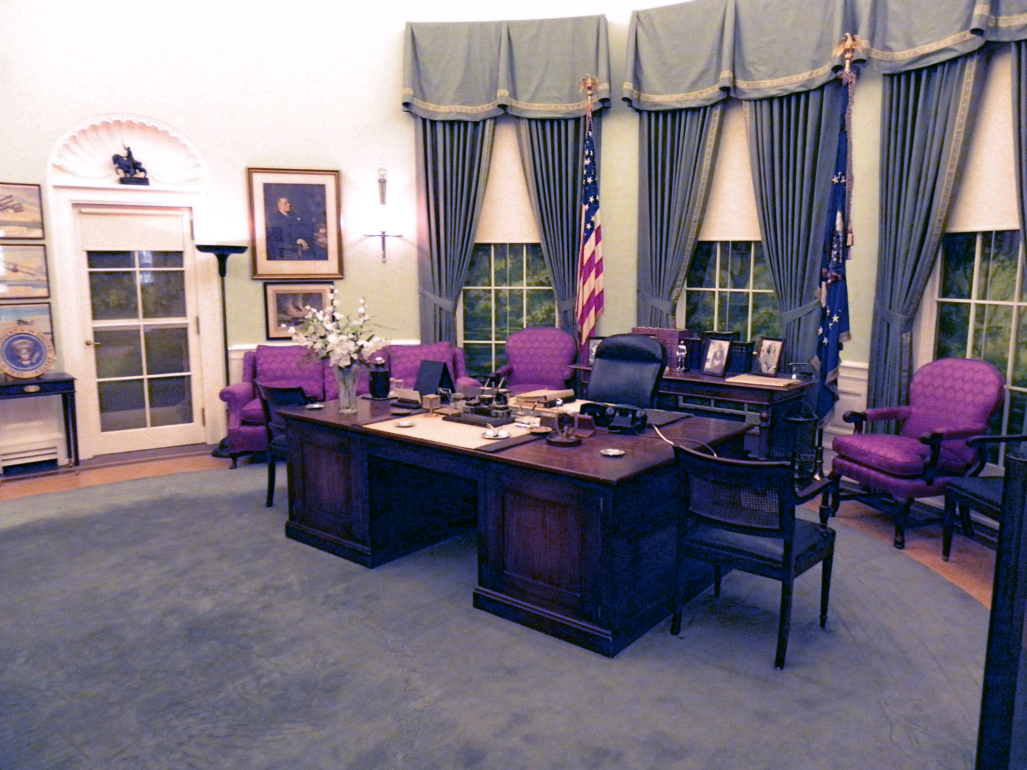 2048x1536 Harry Truman Pres Lib oval