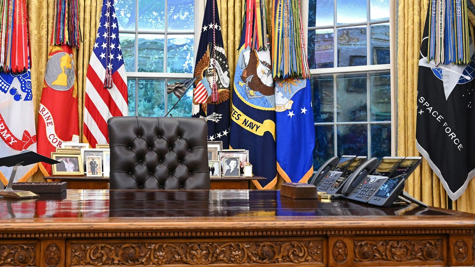 1600x900 Trump's Absence in Shutdown Fight Is Glaring