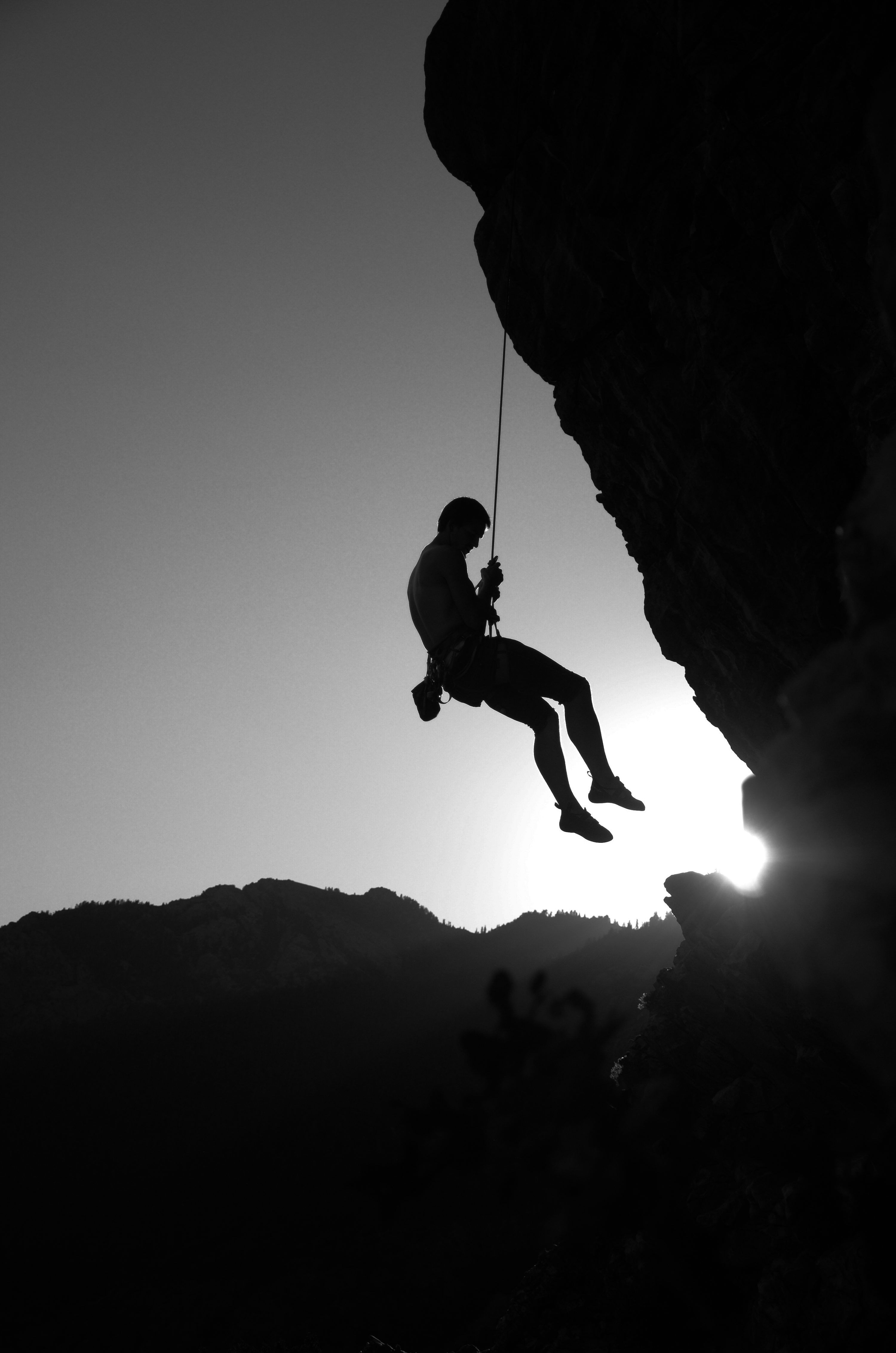 3000x4529 Rope Climbing Picture. Download Free Image