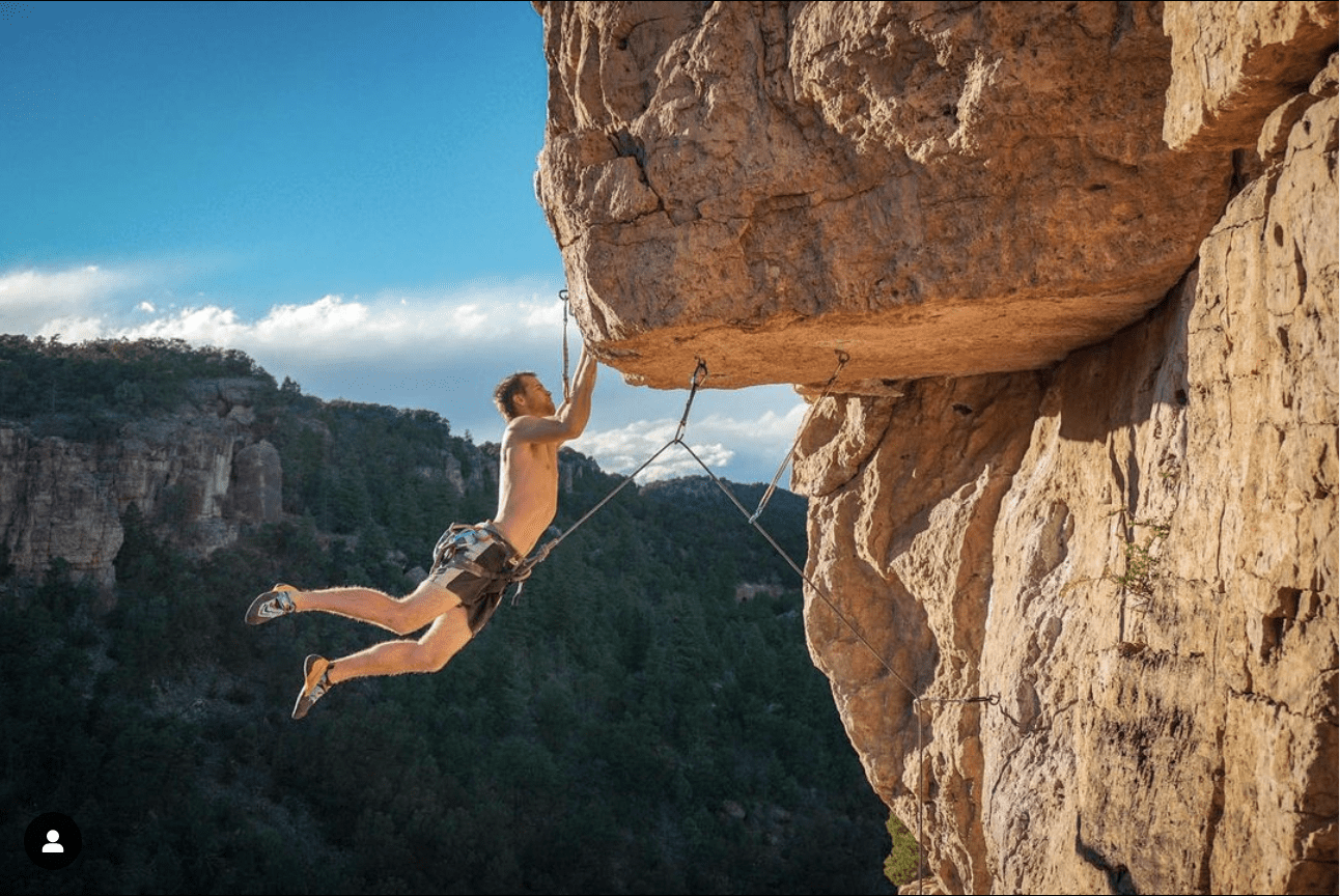 1292x864 Rock climb More