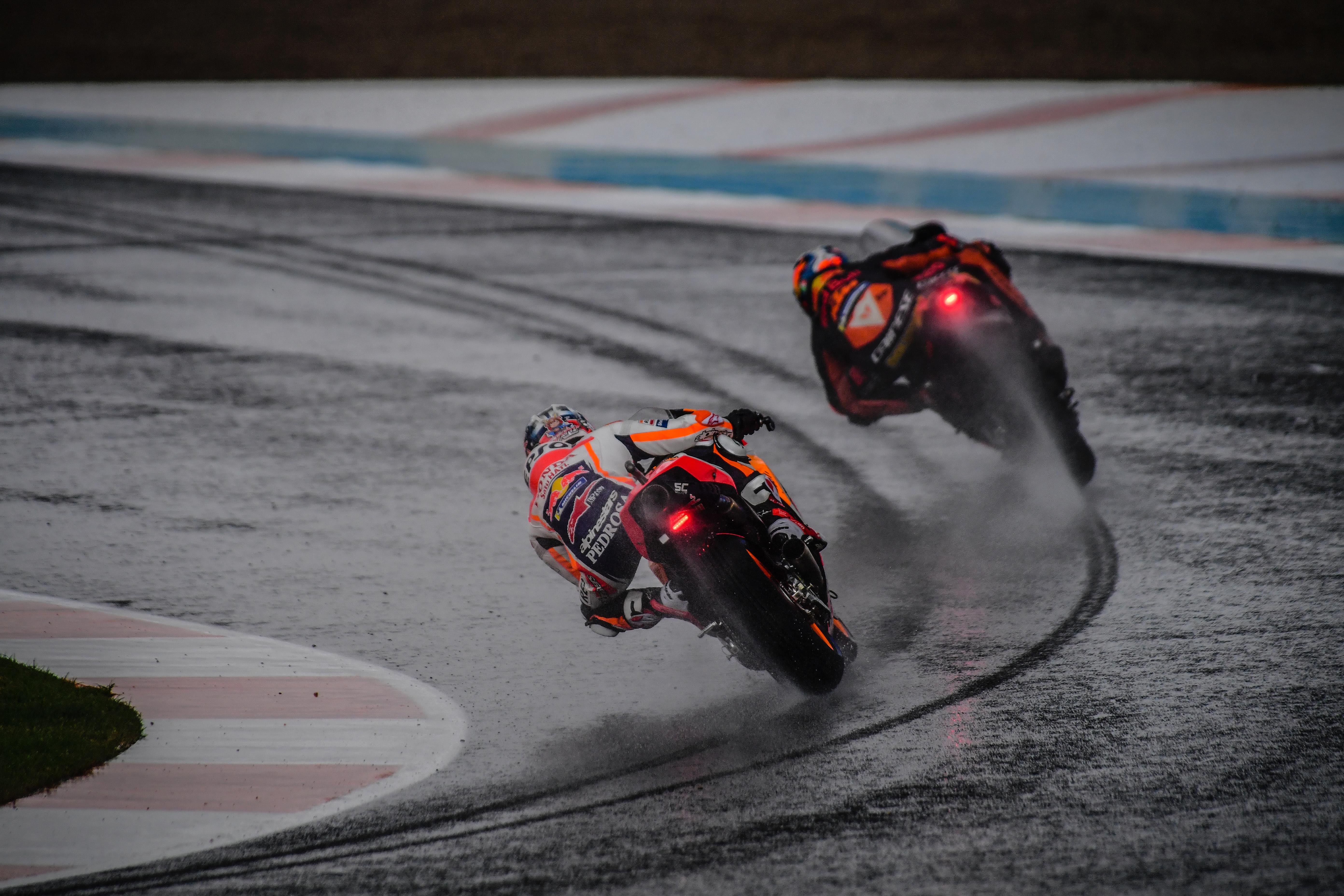 5568x3712 Dani Pedrosa's farewell at the Valencia 2018 circuit