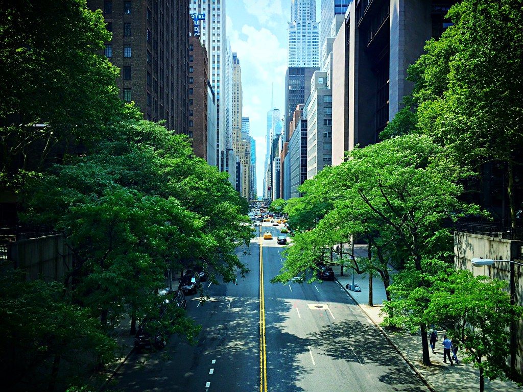 1024x768 42nd Street, New York. View of 42nd Street from Tudor City