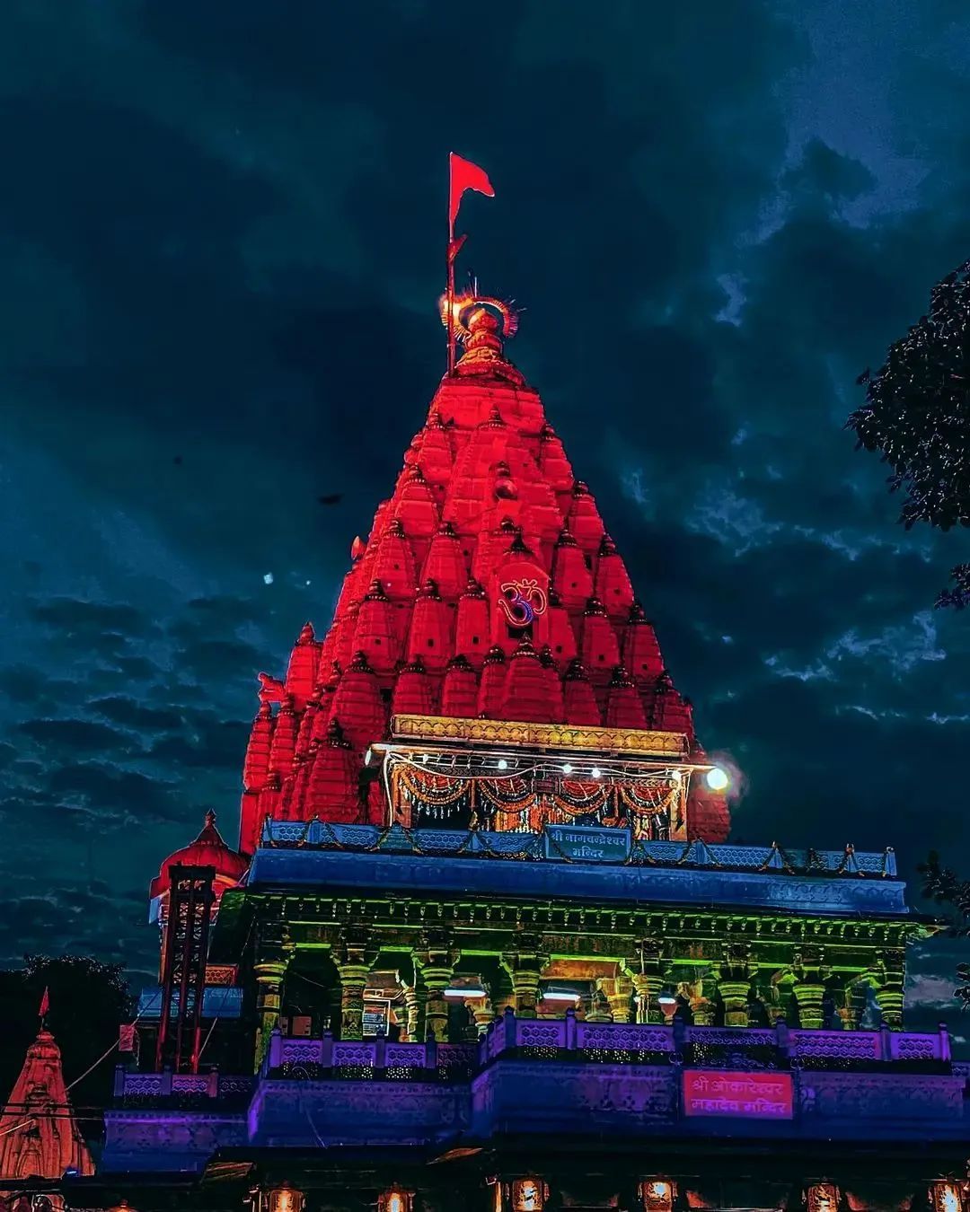 1080x1350 Varsha Singh on X: 15. Night view of divine dhams of every hindu 1. Shri Badrinath Mandir, Uttarakhand / X