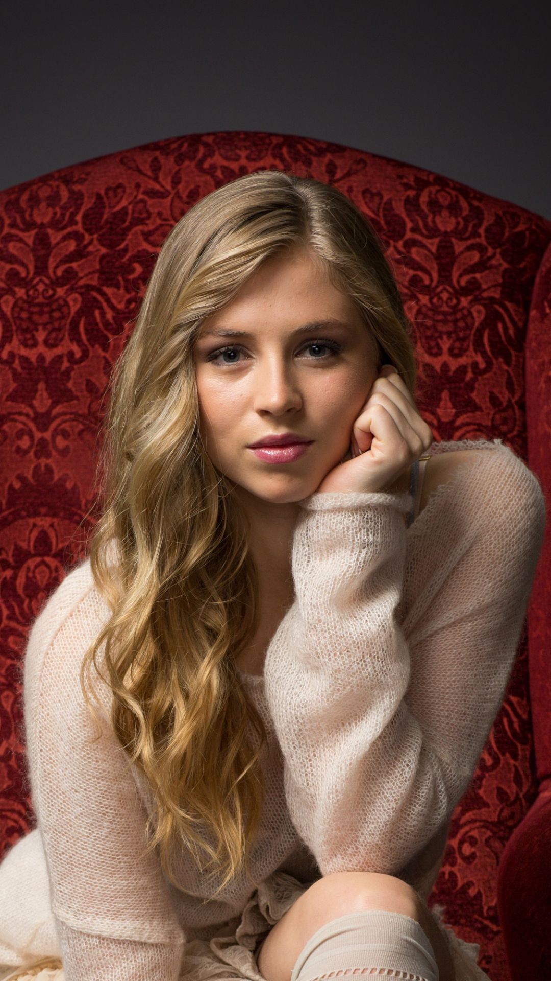 1080x1920 Hermione Corfield Phone Wallpaper: Free 4K & HD Downloads