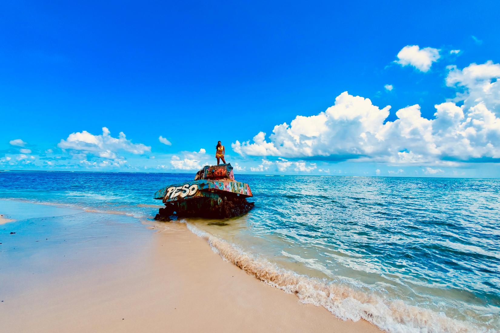 1650x1100 Flamenco Beach States: Info, Photo