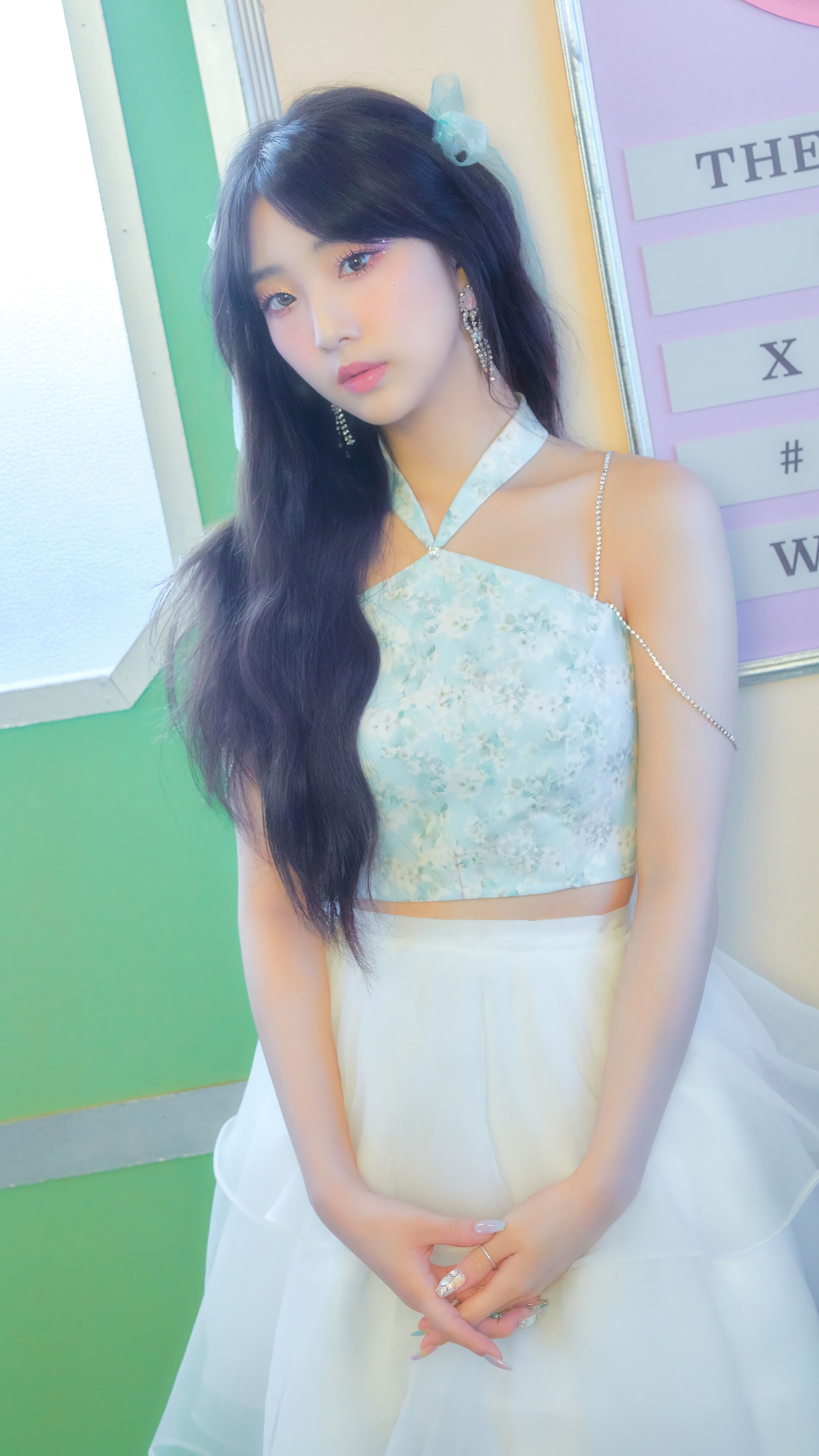 2160x3840 LOONA Yeojin Flip That 4K Wallpaper iPhone HD Phone g