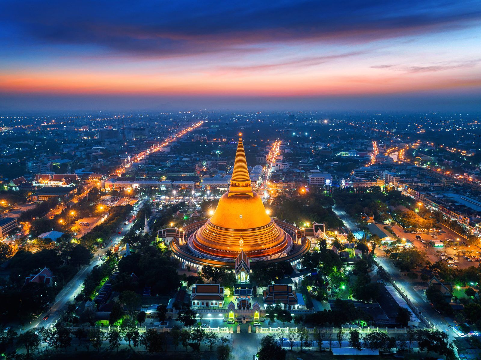 1600x1199 Nakhon Pathom DMC. Agent Guide & Ground Operator
