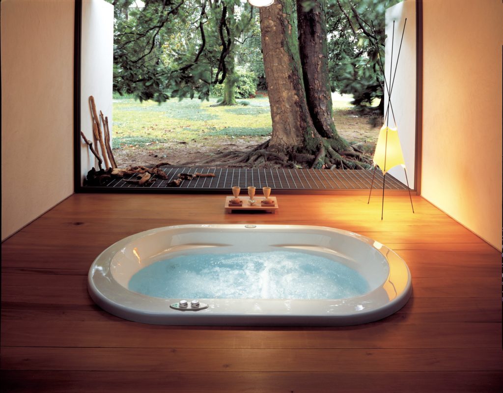 1024x800 Simple Relaxing Bathroom Jacuzzi Tub Ideas With Landscape Wallpaper And Wood Floor Design 1024x800