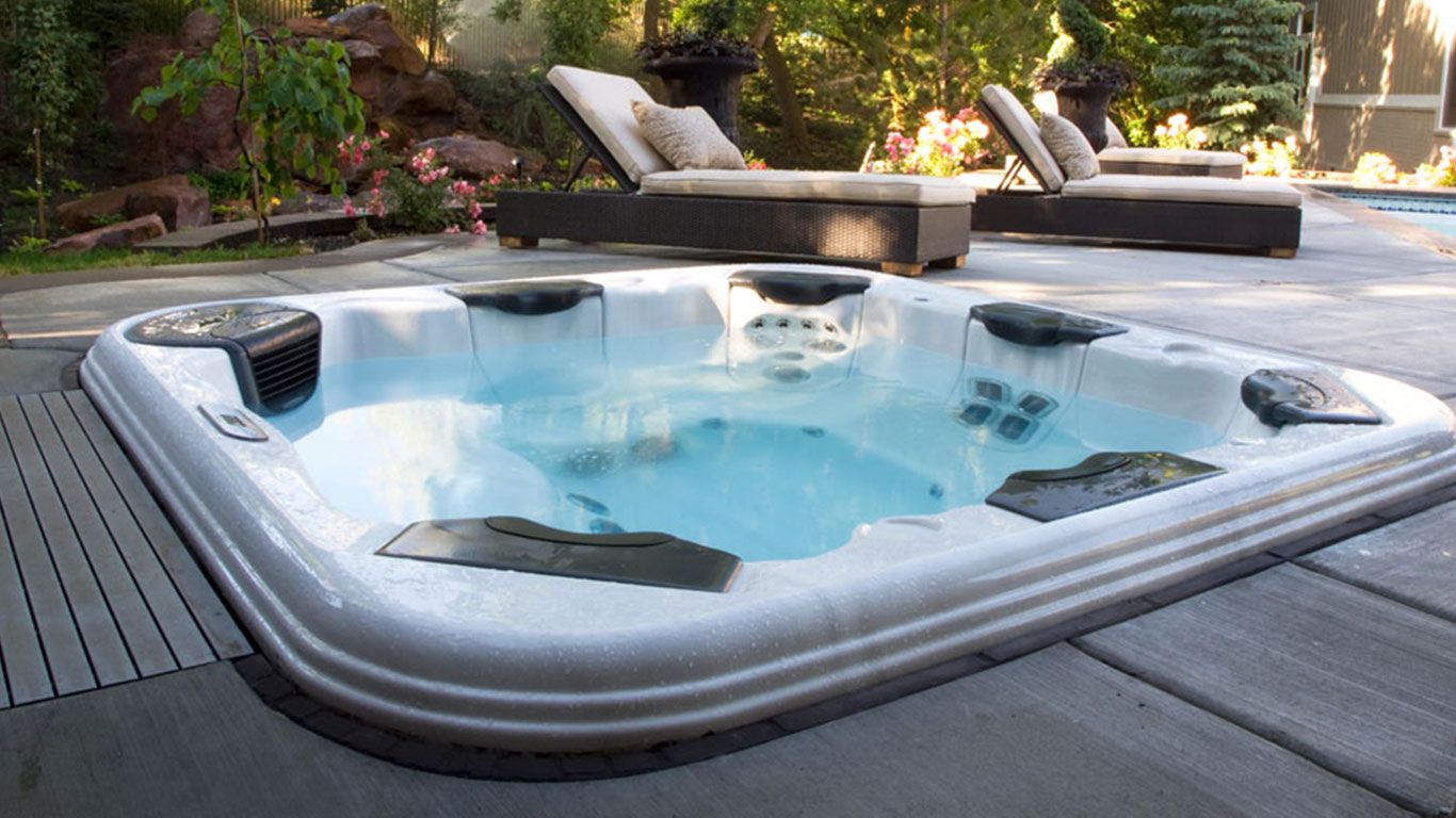 1366x768 Benefits of Adding a Hot Tub to Your Home