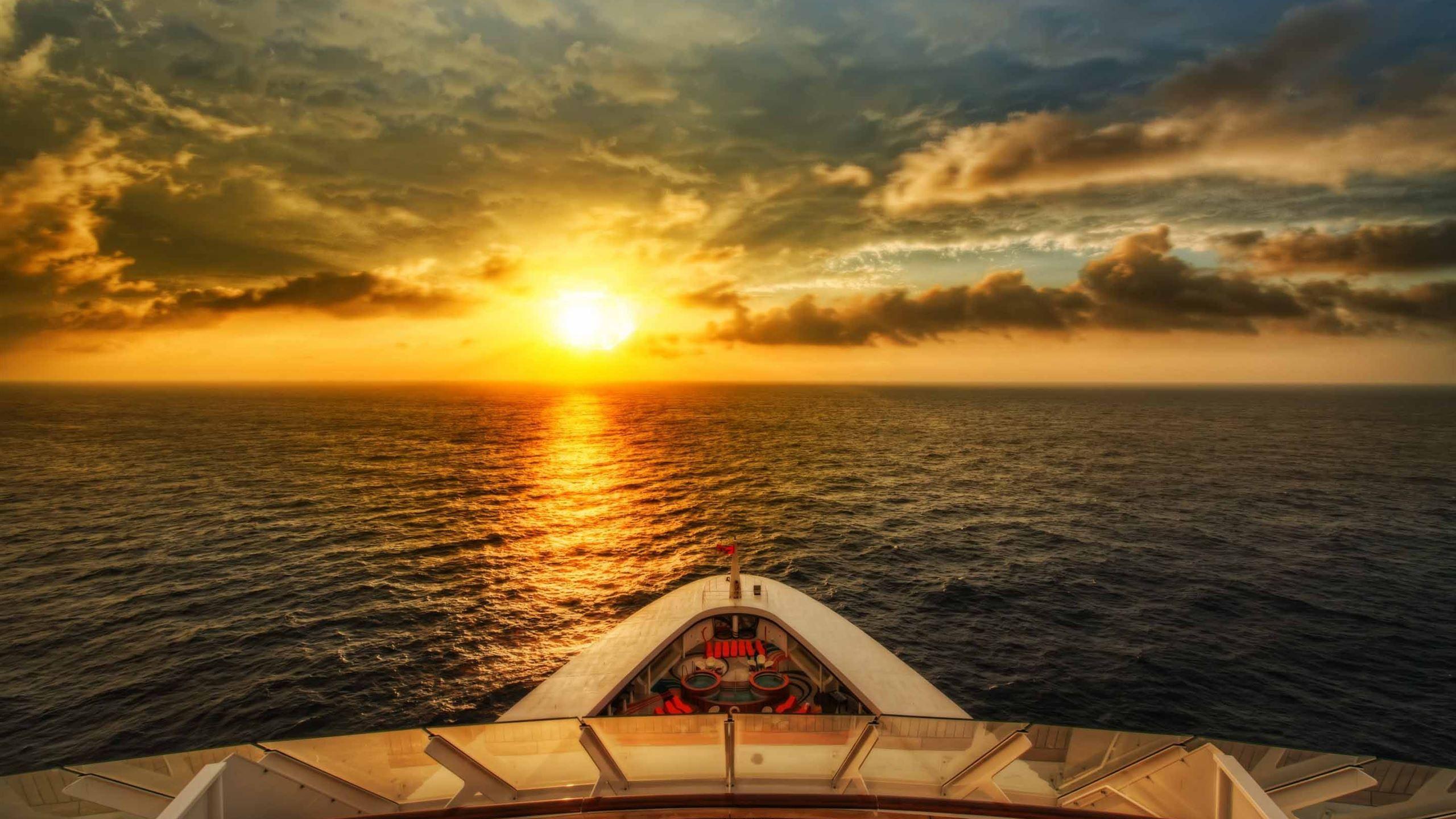 2560x1440 Disney Cruise MacBook Air Wallpaper Download