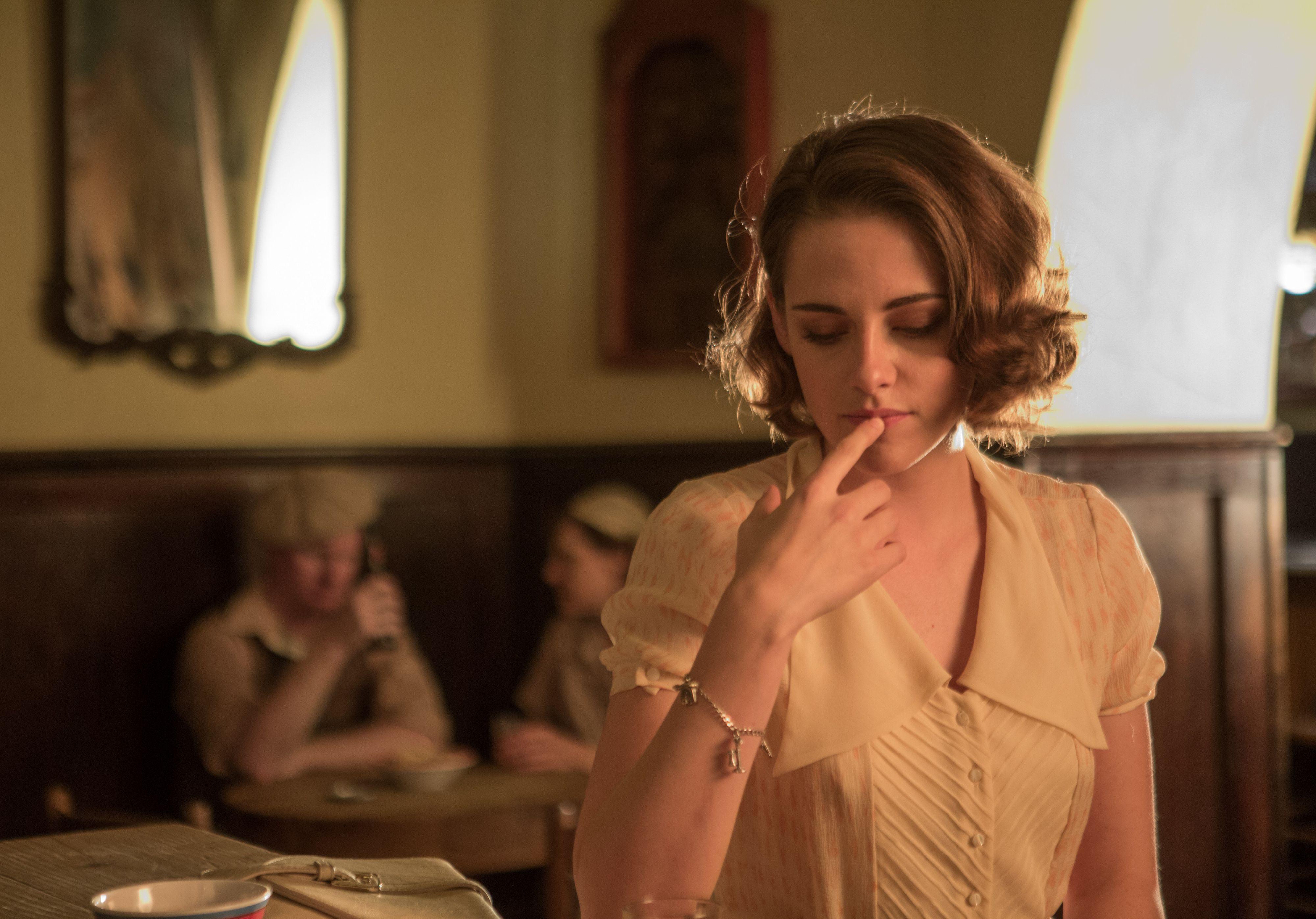 4000x2793 Movie Cafe Society Wallpaper:4000x2793