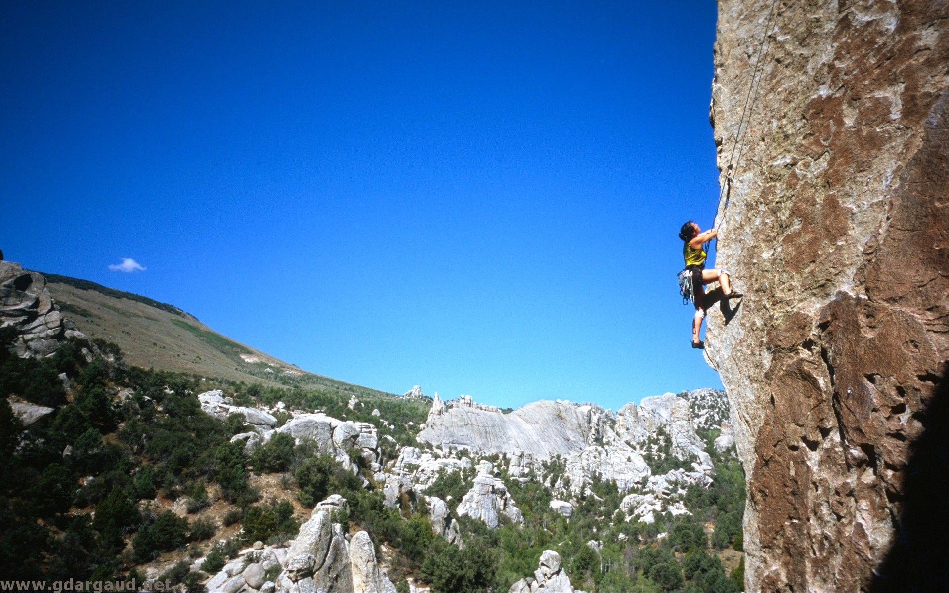 Yosemite Climbing Wallpapers Top Free Yosemite Climbing Backgrounds Wallpaperaccess