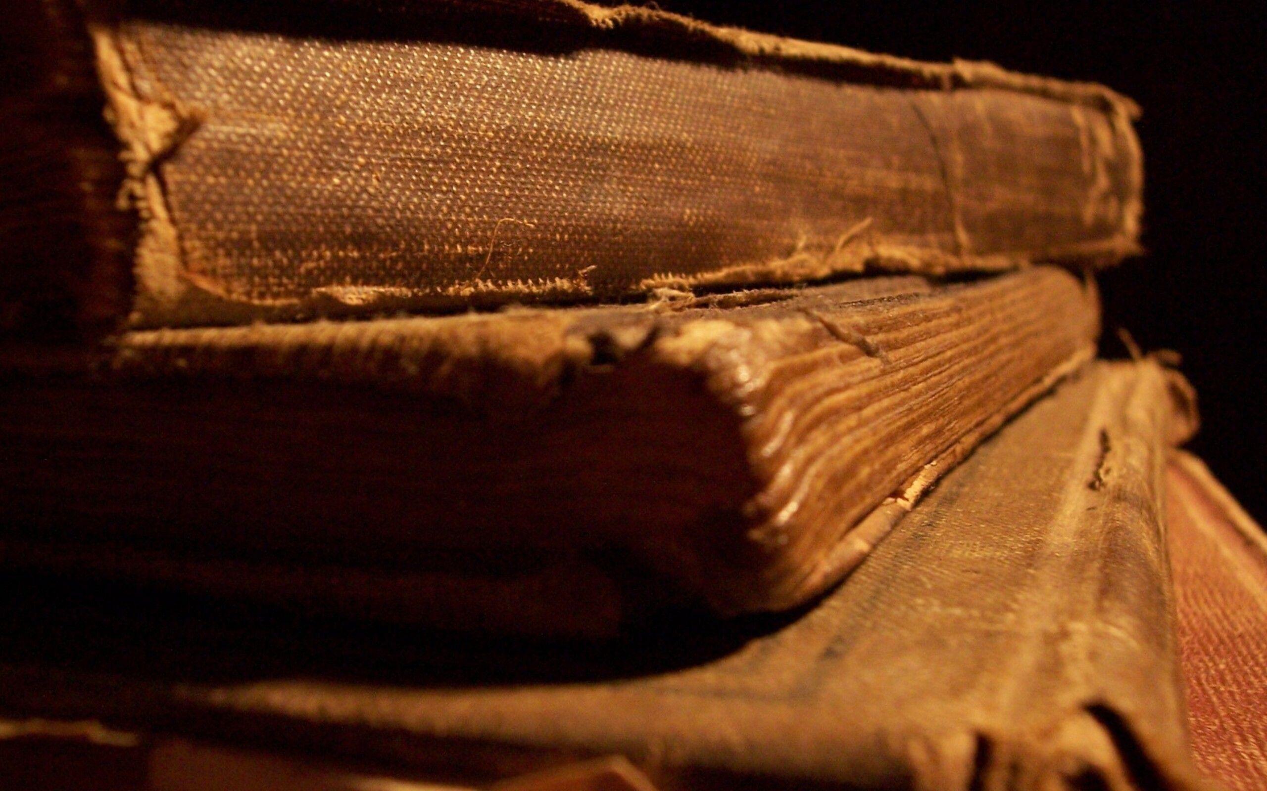 Leather Book Wallpapers - Top Free Leather Book Backgrounds