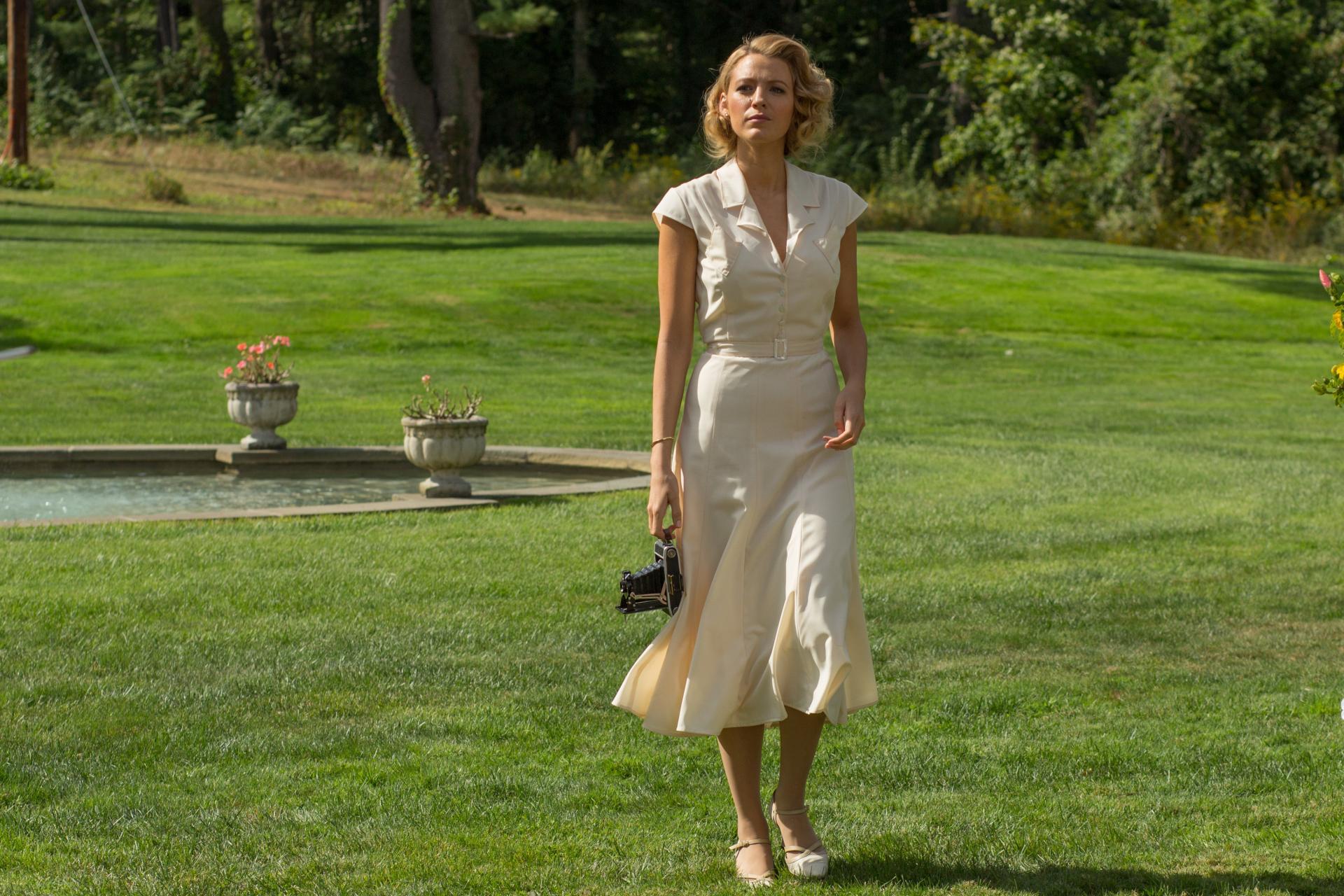1920x1280 Cafe Society Wallpaper HD Download