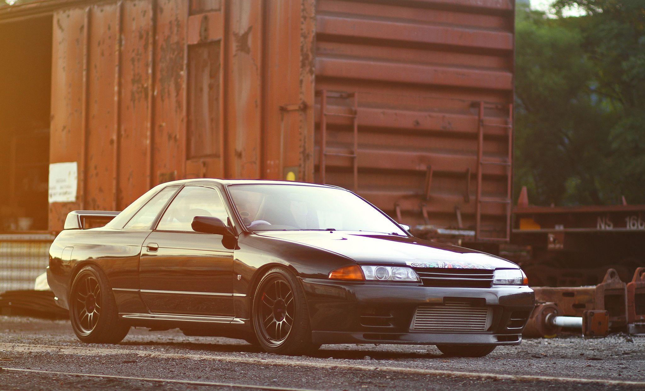2048x1244 Nissan Skyline R32 Wallpaper