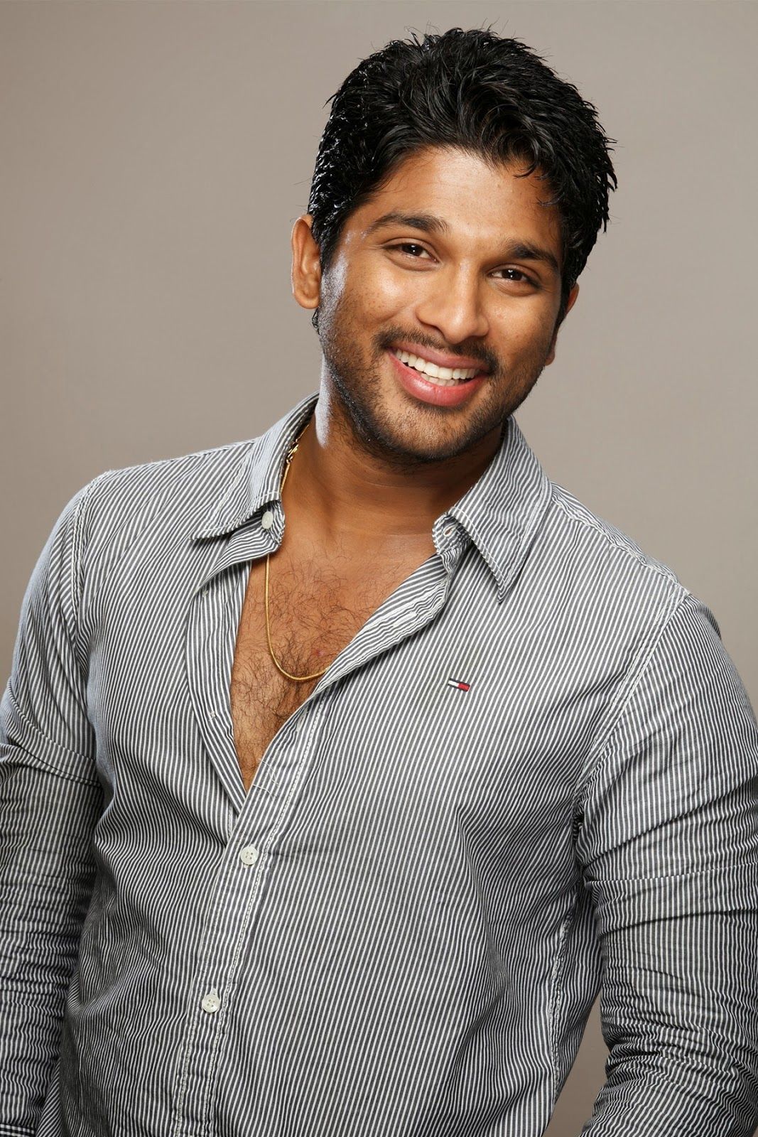 1067x1600 Allu Arjun Photo