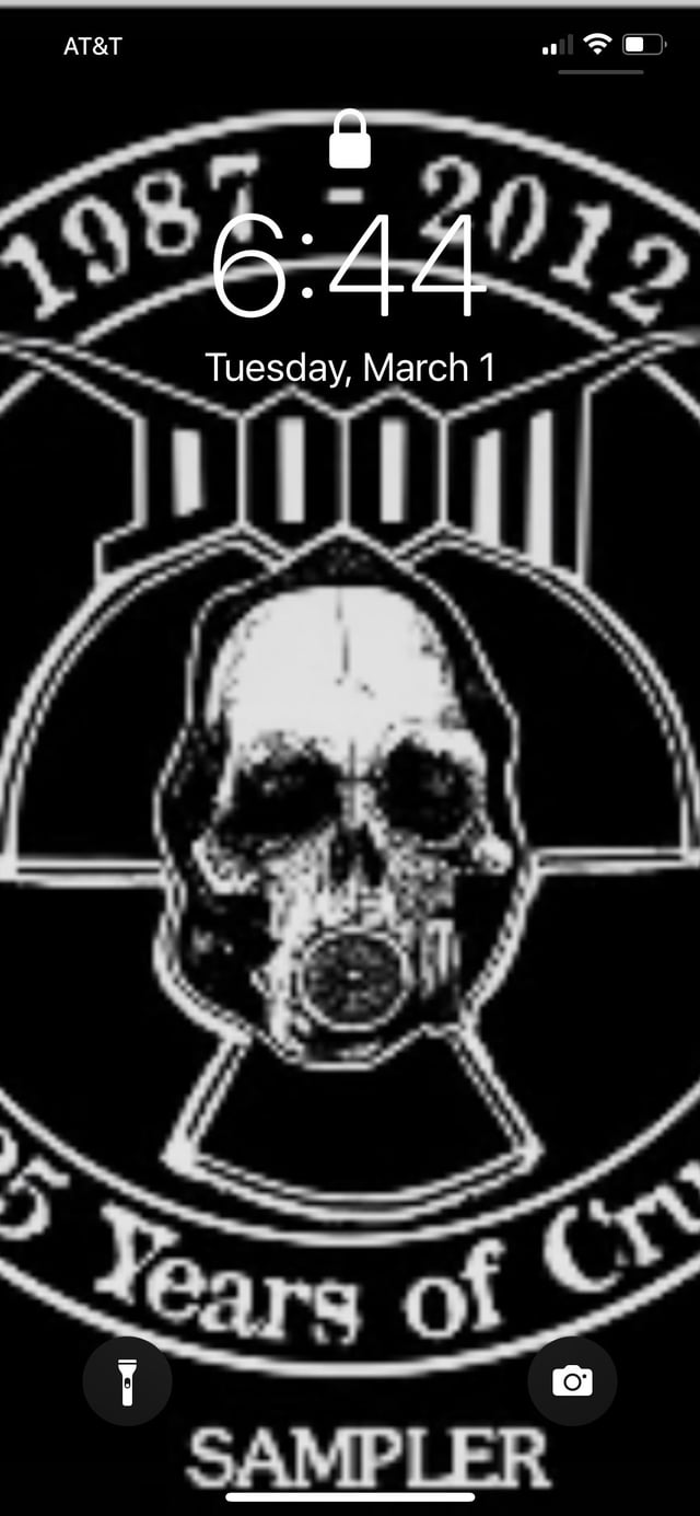 640x1385 Doom wallpaper