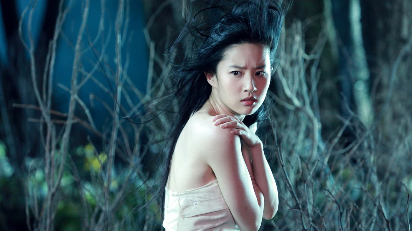 1366x768 Crystal Liu Mac Wallpaper Download