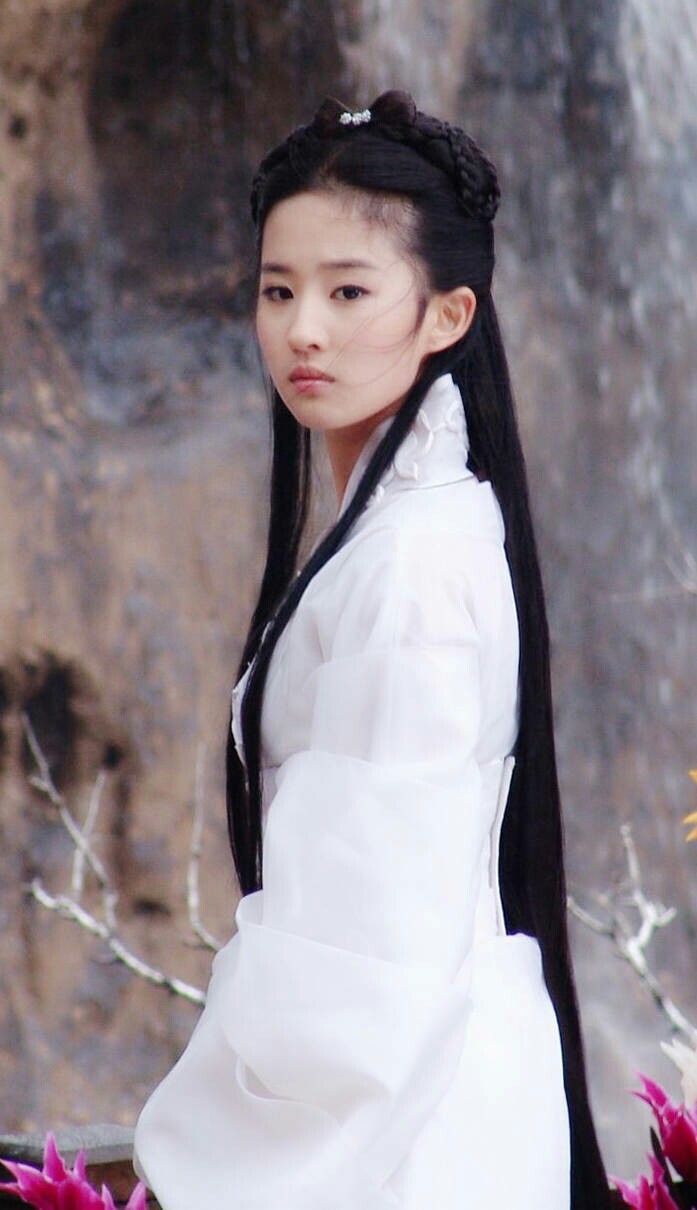 697x1210 Discover 67 Return of the Condor Heroes and the return of the condor heroes ideas. lui yi fei, chinese paladin, liu yifei aesthetic and more